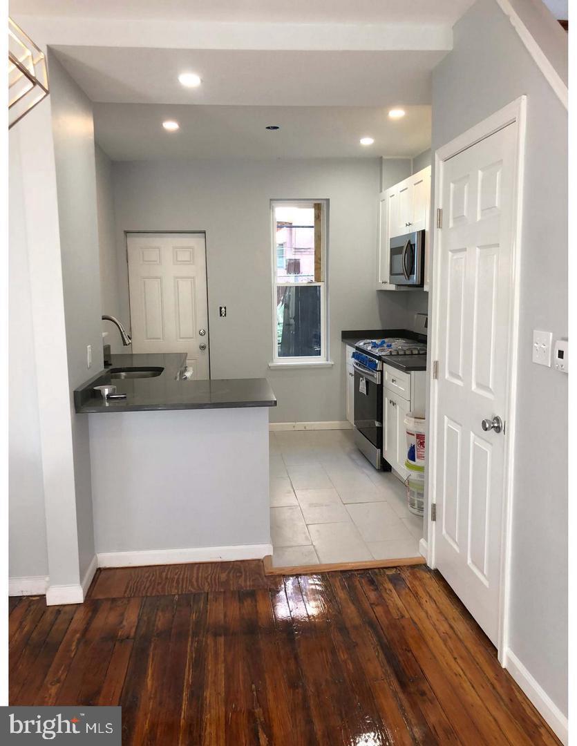 NEWBOLD - Commercial Sale