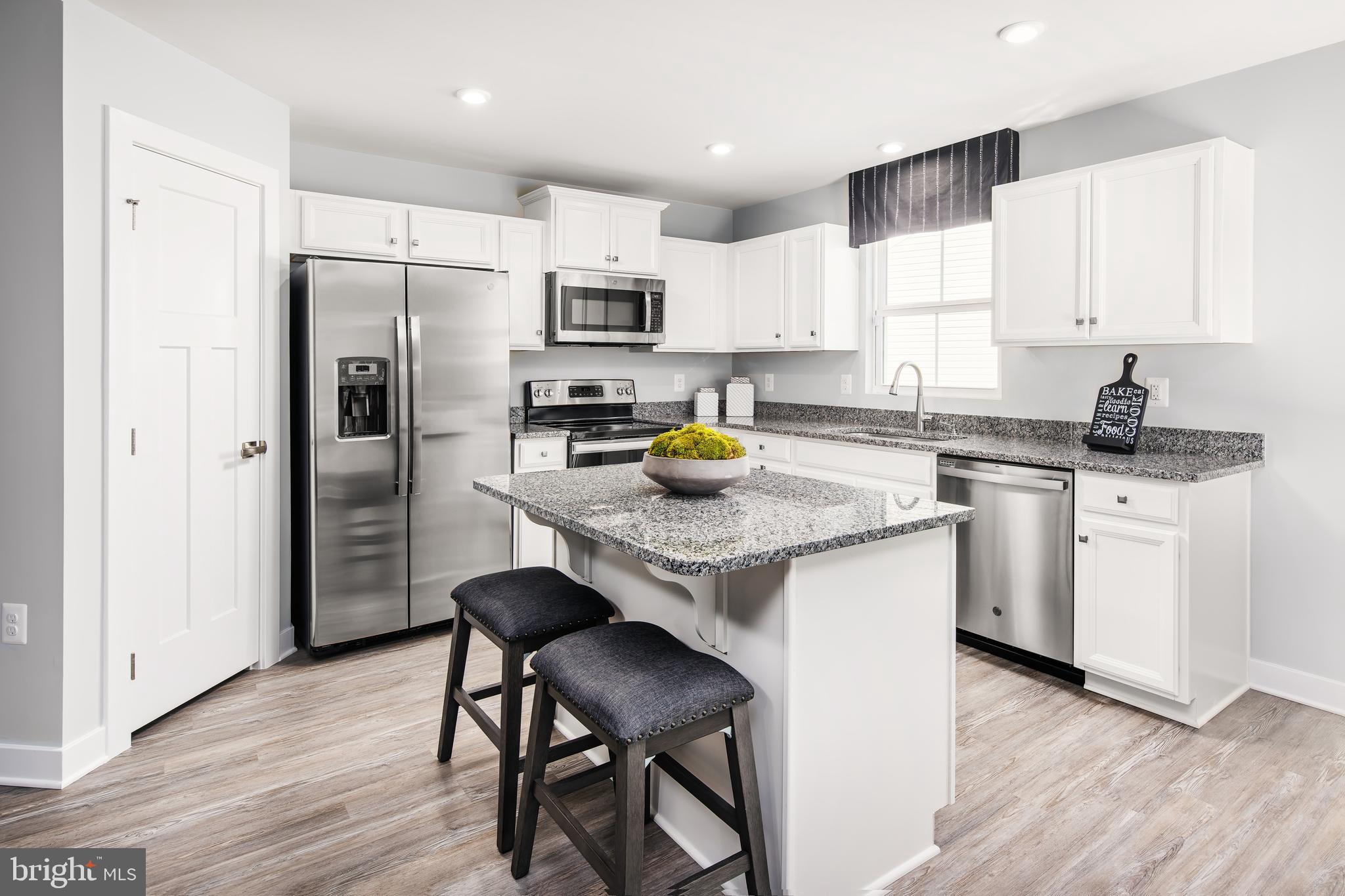 ARCADIA NORTH - Residential