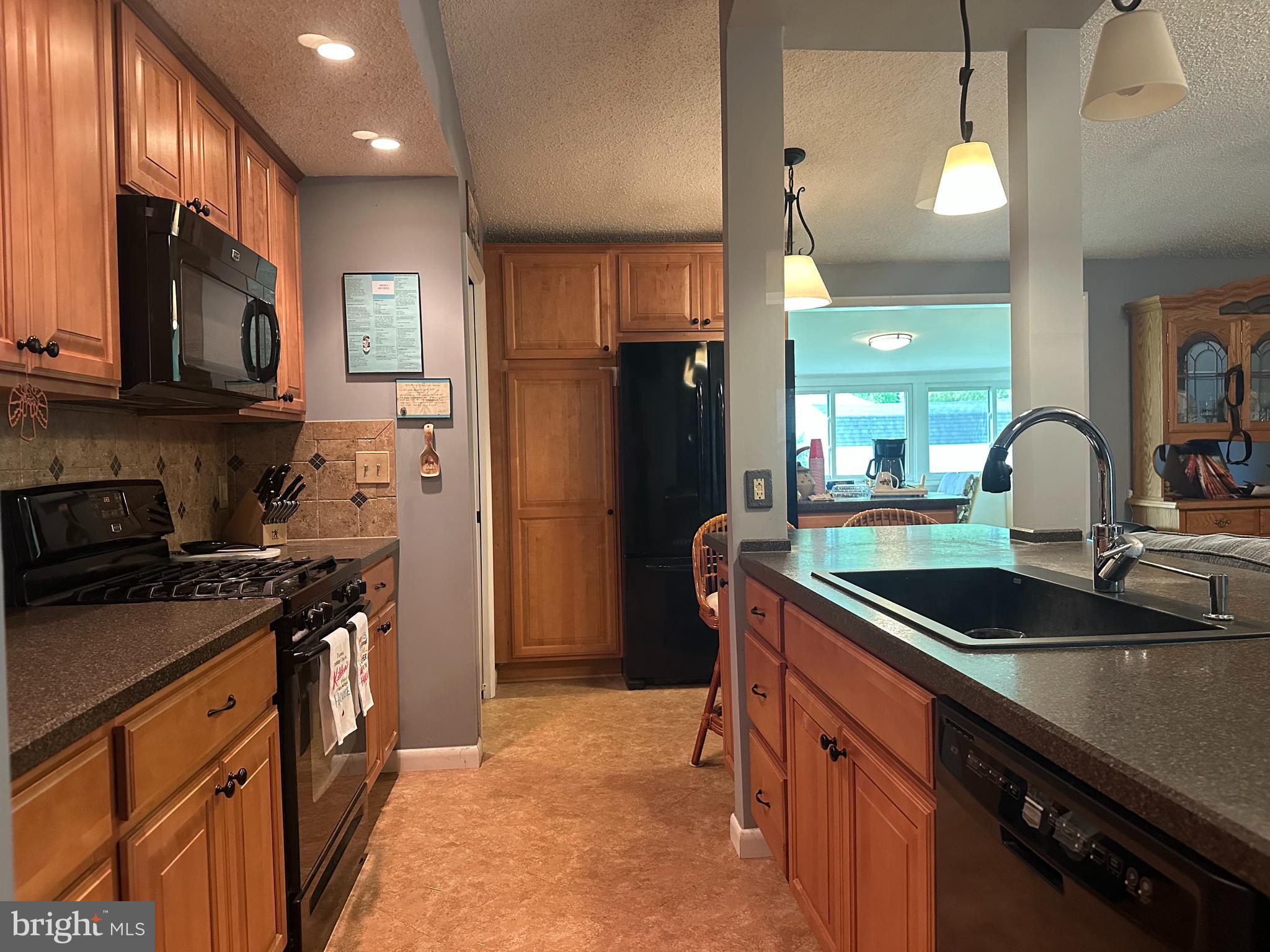 MT HERMON MANOR - Residential