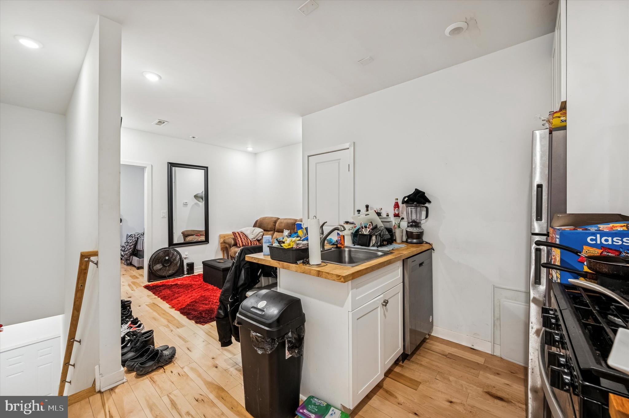 BELMONT - Residential Income