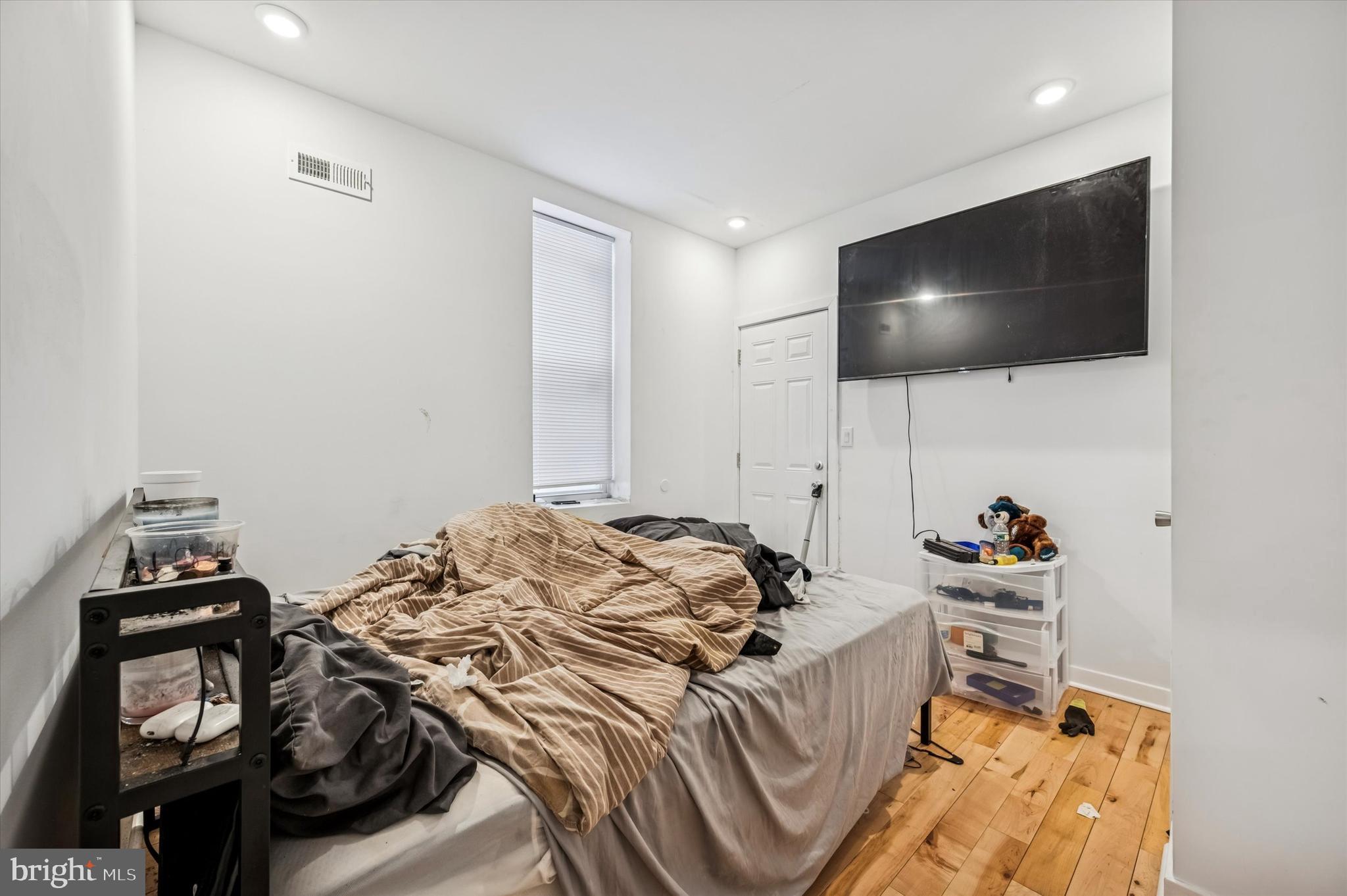 BELMONT - Residential Income