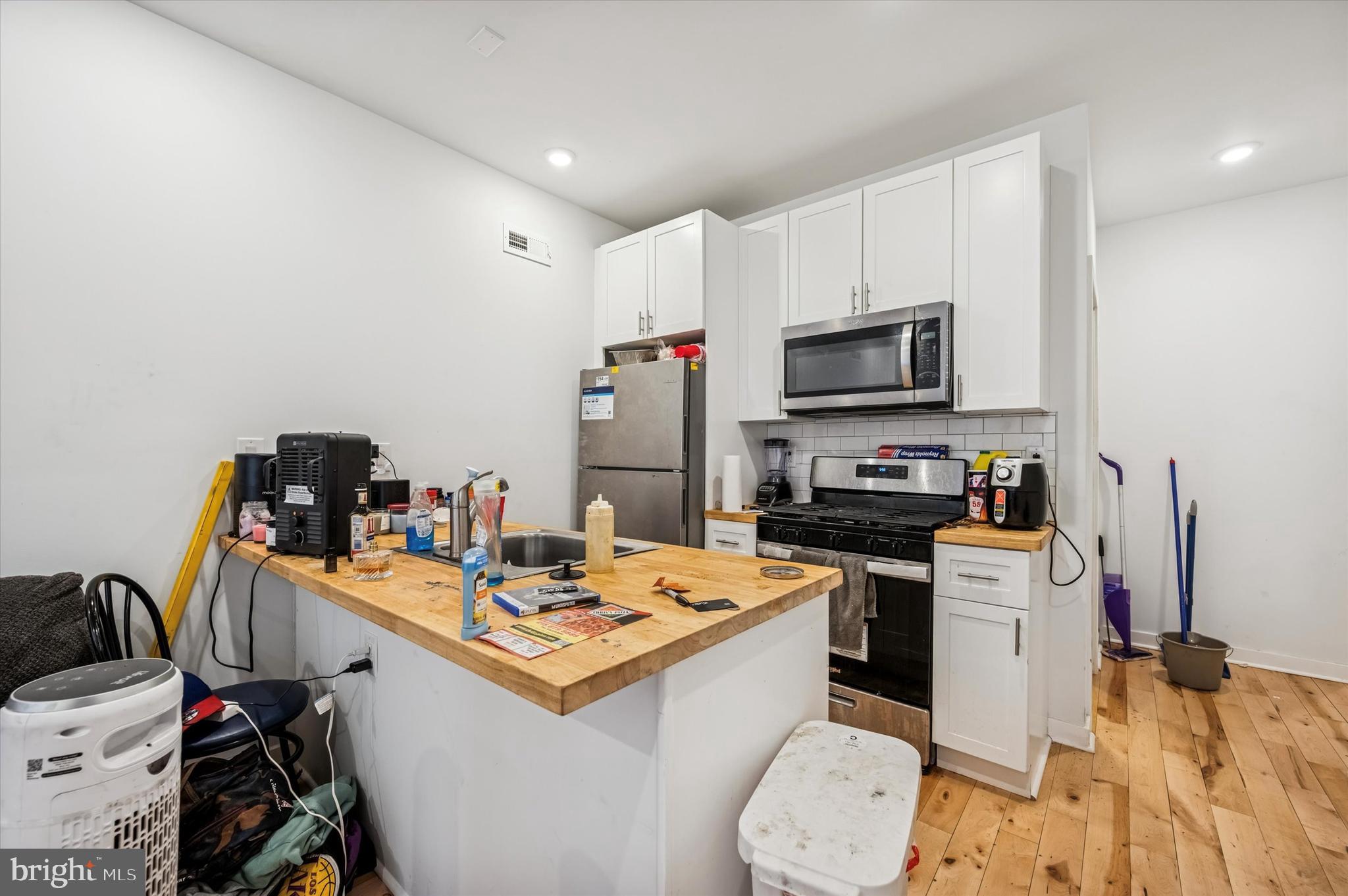 BELMONT - Residential Income