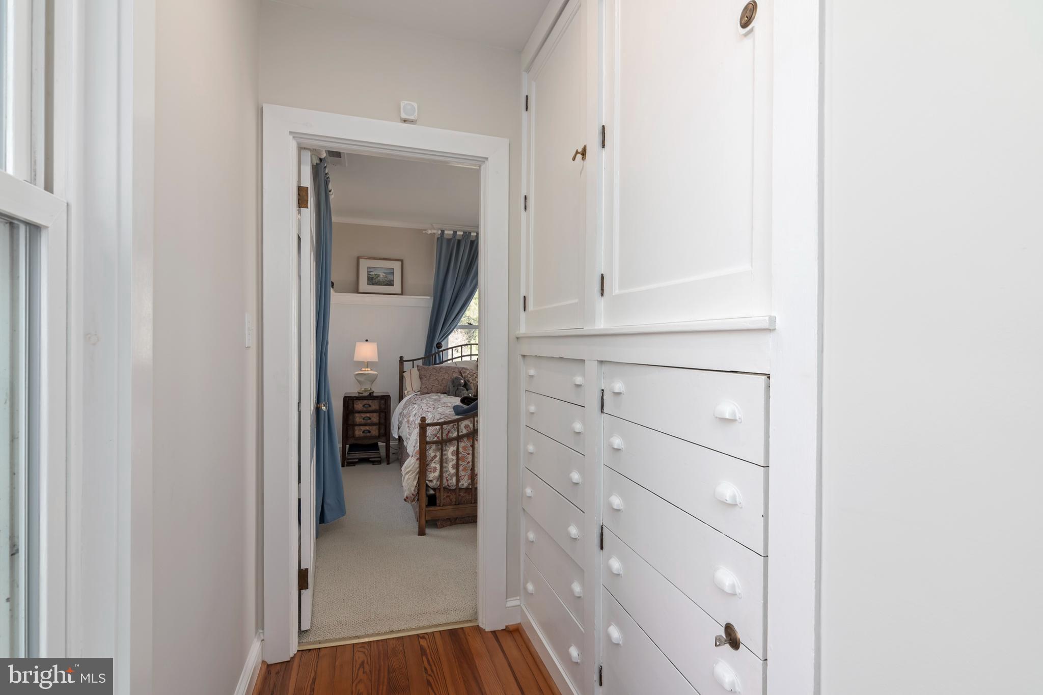 EASTON - Residential
