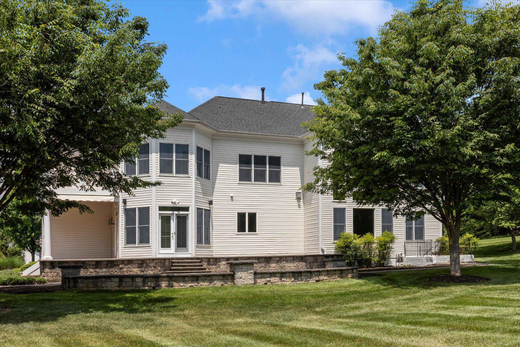 VISTAS AT SPRINGDALE - Residential