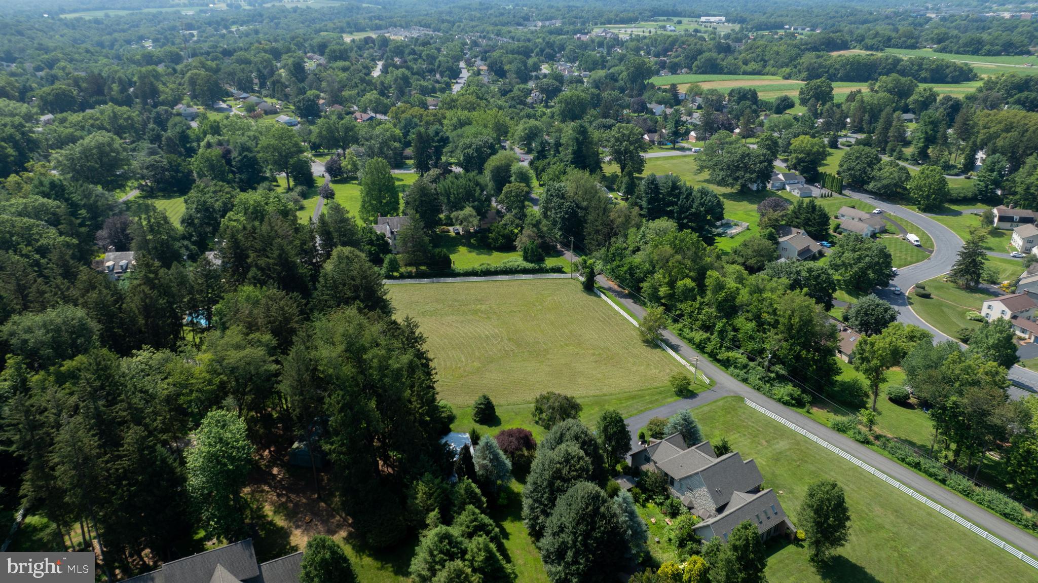 LANCASTER TWP - Land