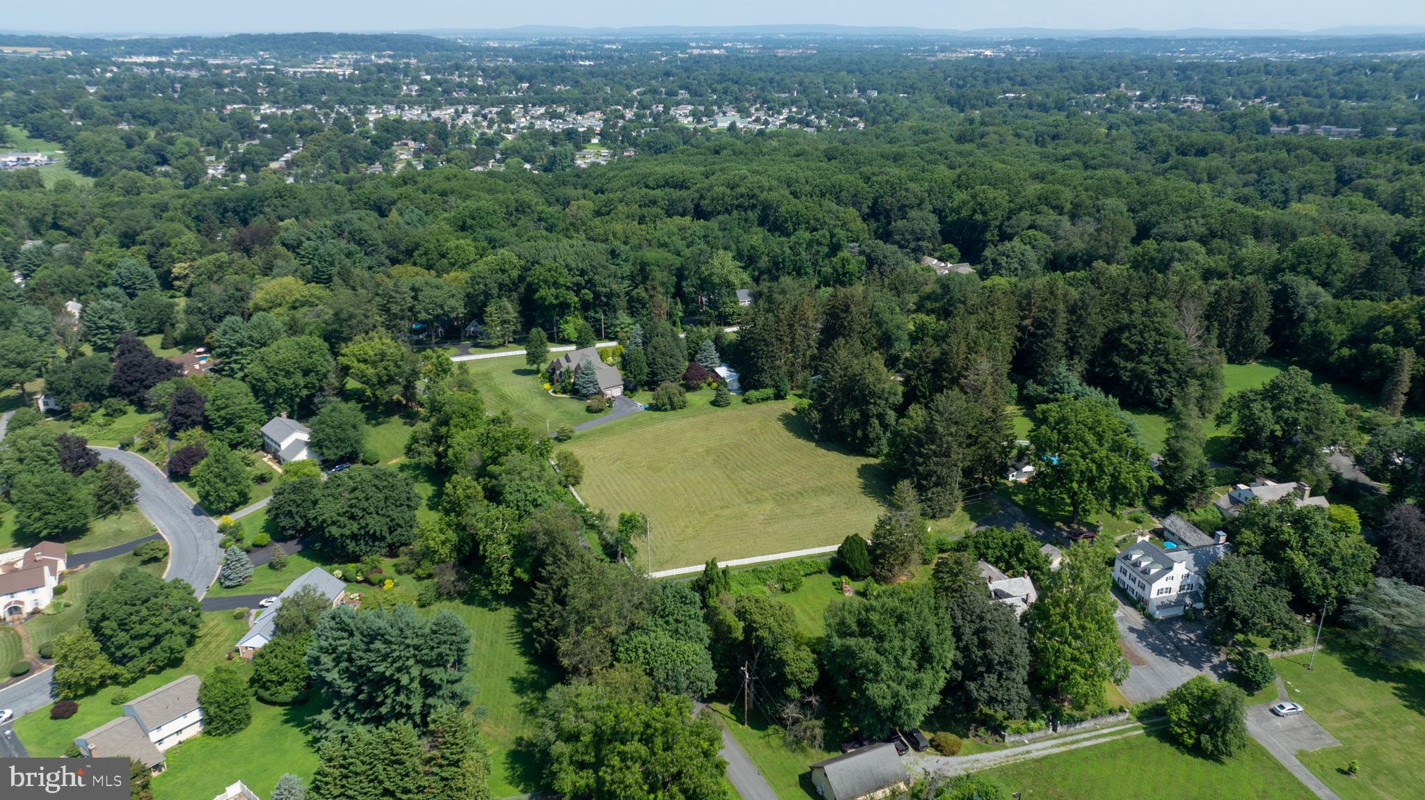 LANCASTER TWP - Land