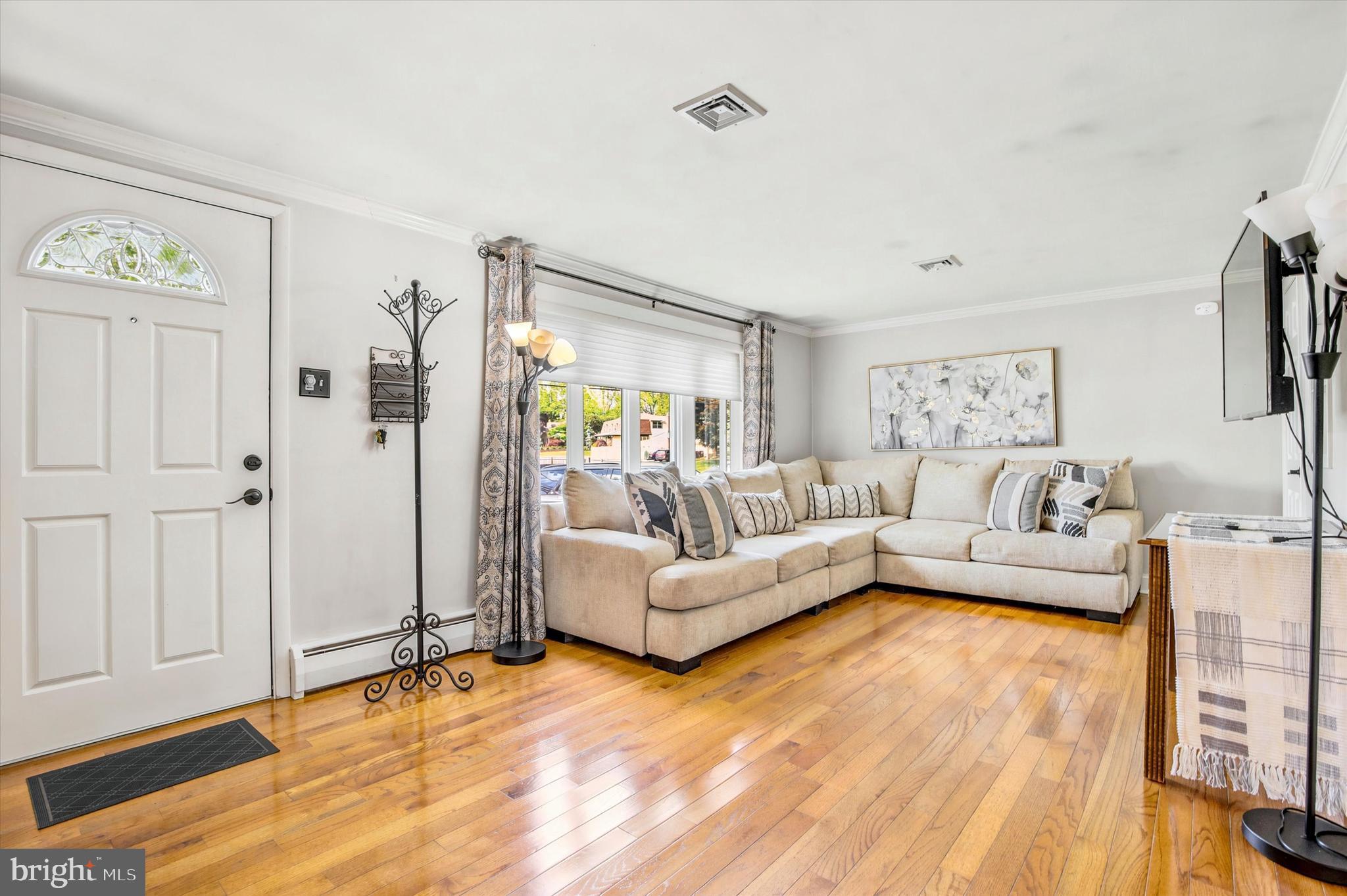 MEADOW WOOD - Residential