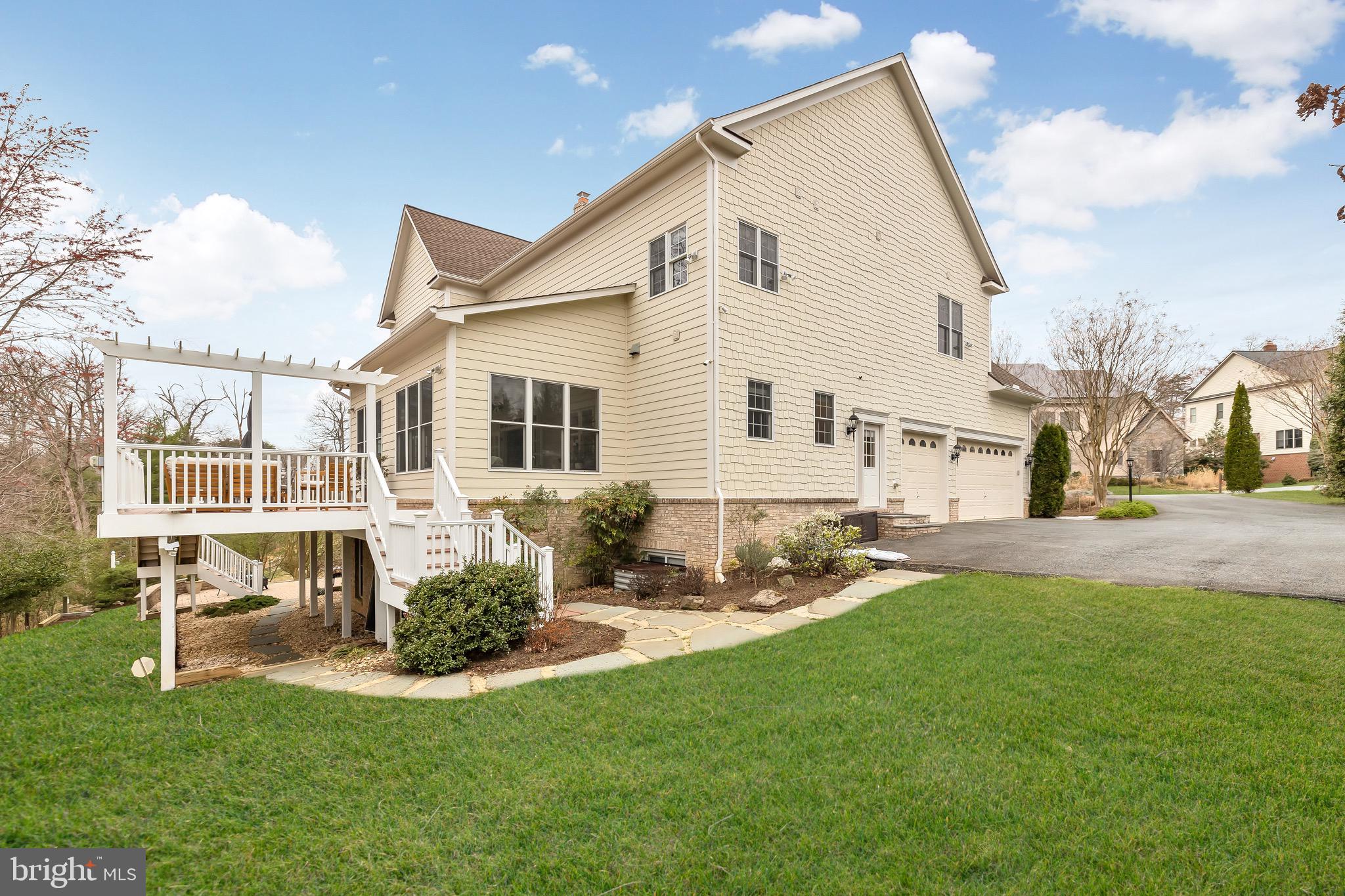 KENTSDALE ESTATES - Residential