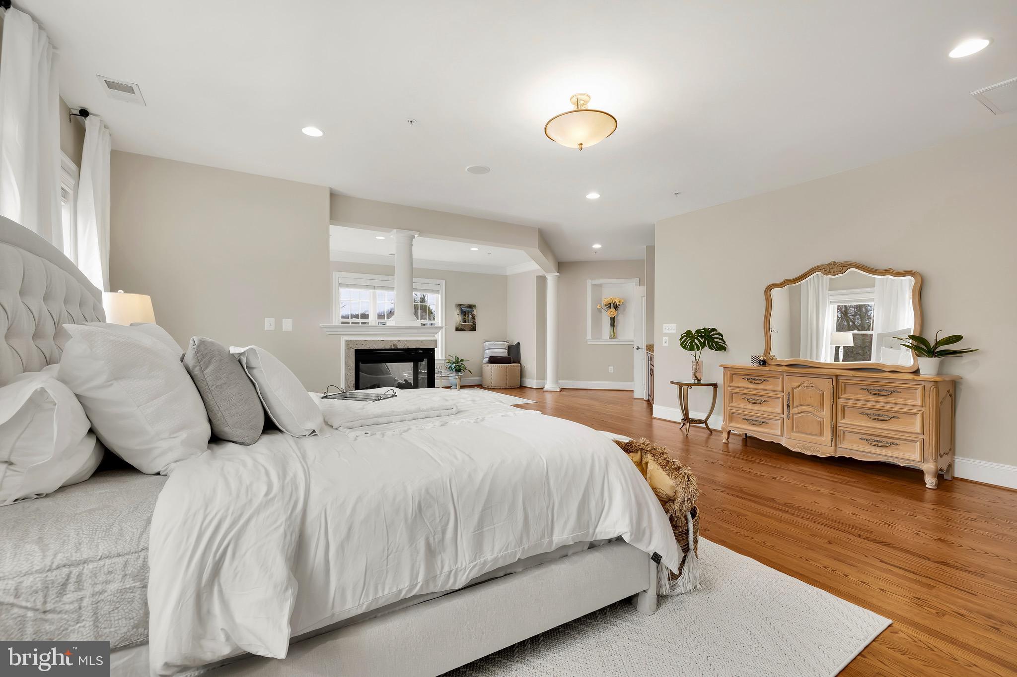 KENTSDALE ESTATES - Residential