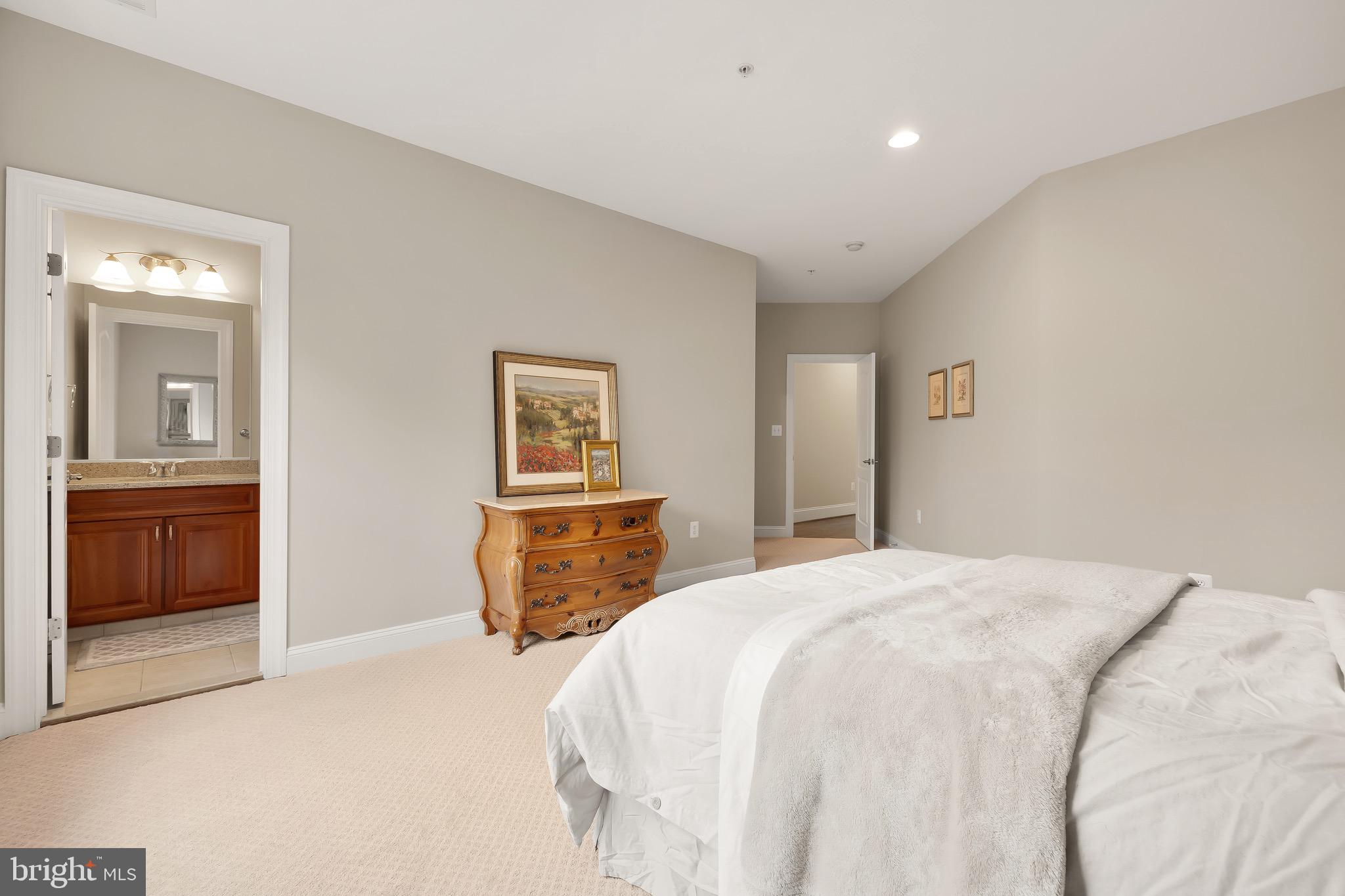 KENTSDALE ESTATES - Residential