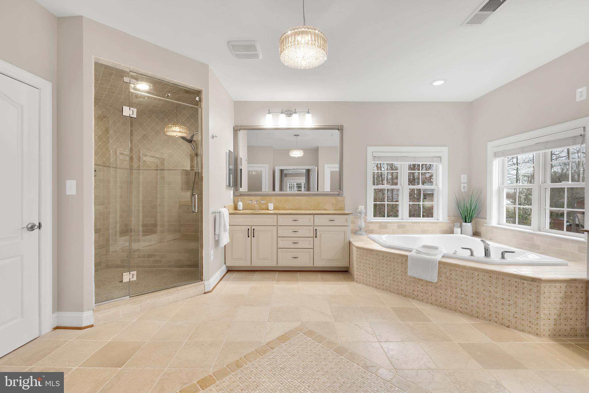 KENTSDALE ESTATES - Residential