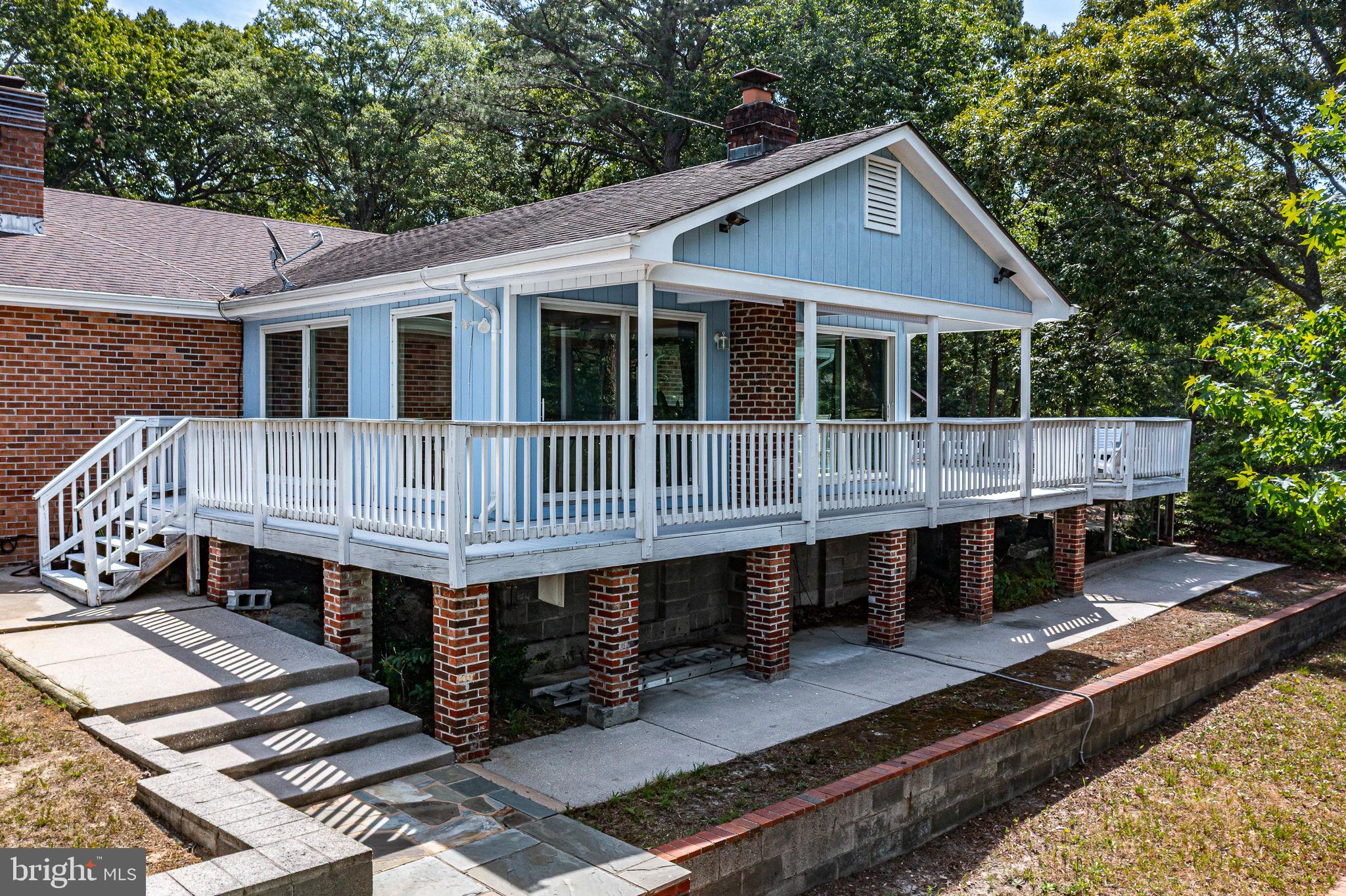 WHITE SAND HARBOUR - Residential