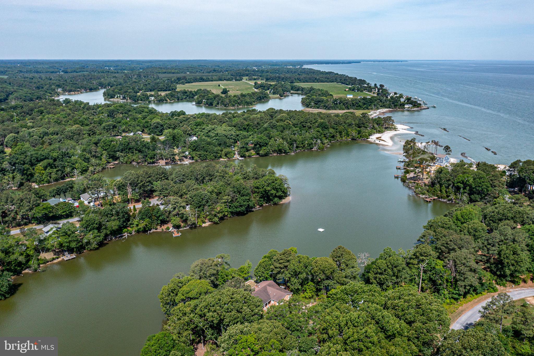WHITE SAND HARBOUR - Residential