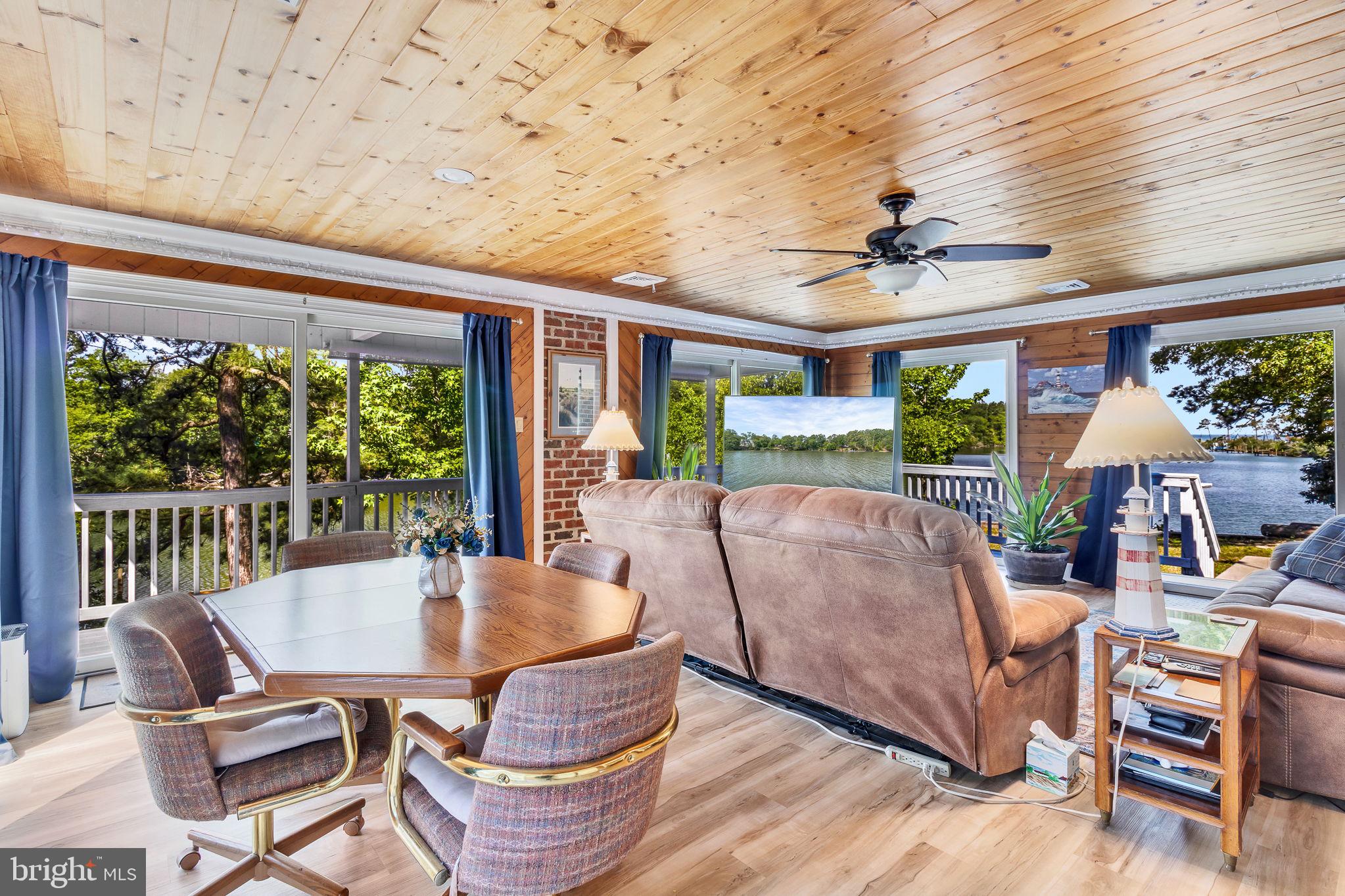 WHITE SAND HARBOUR - Residential