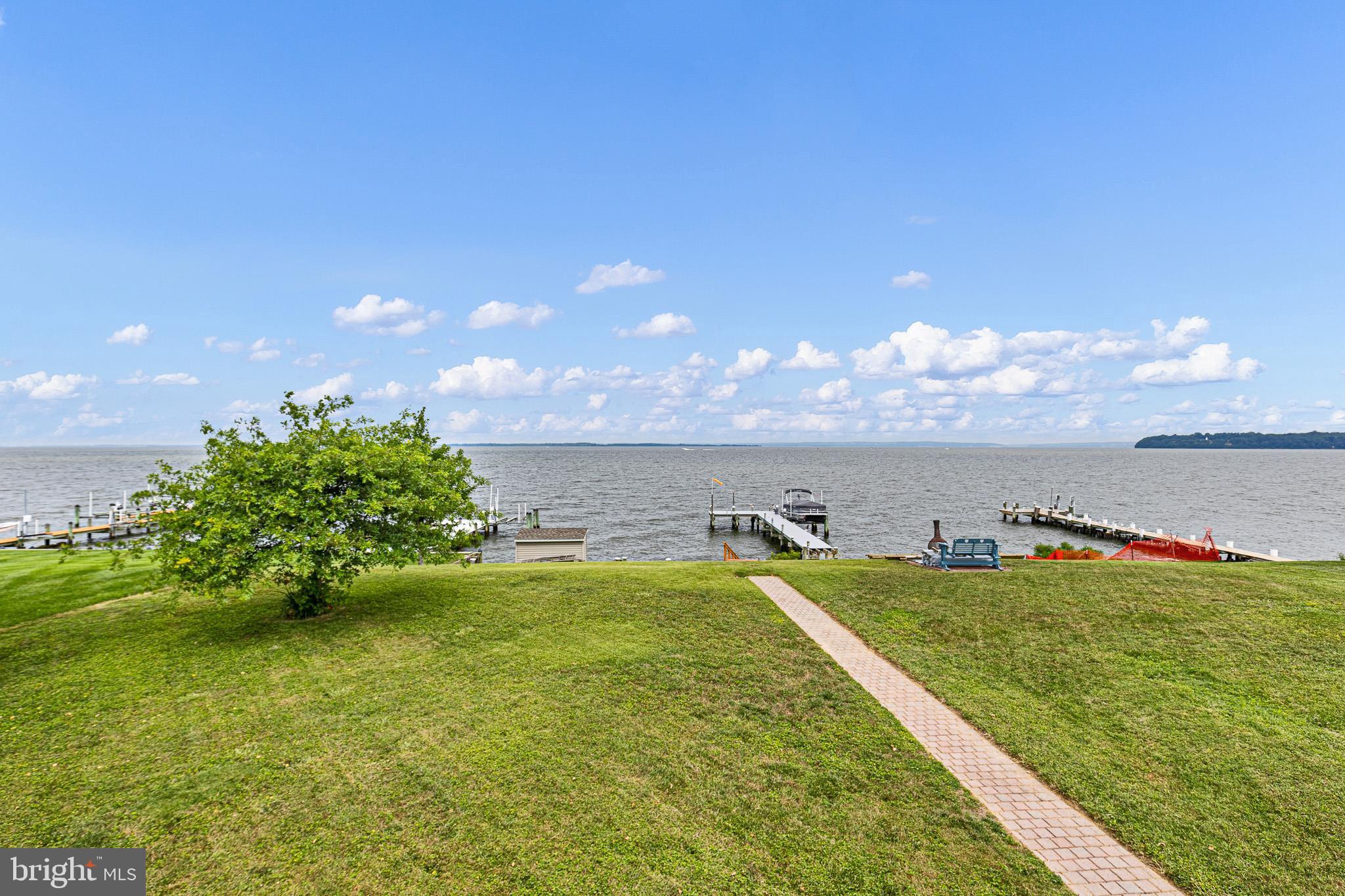 BAY VIEW ESTATES - Residential