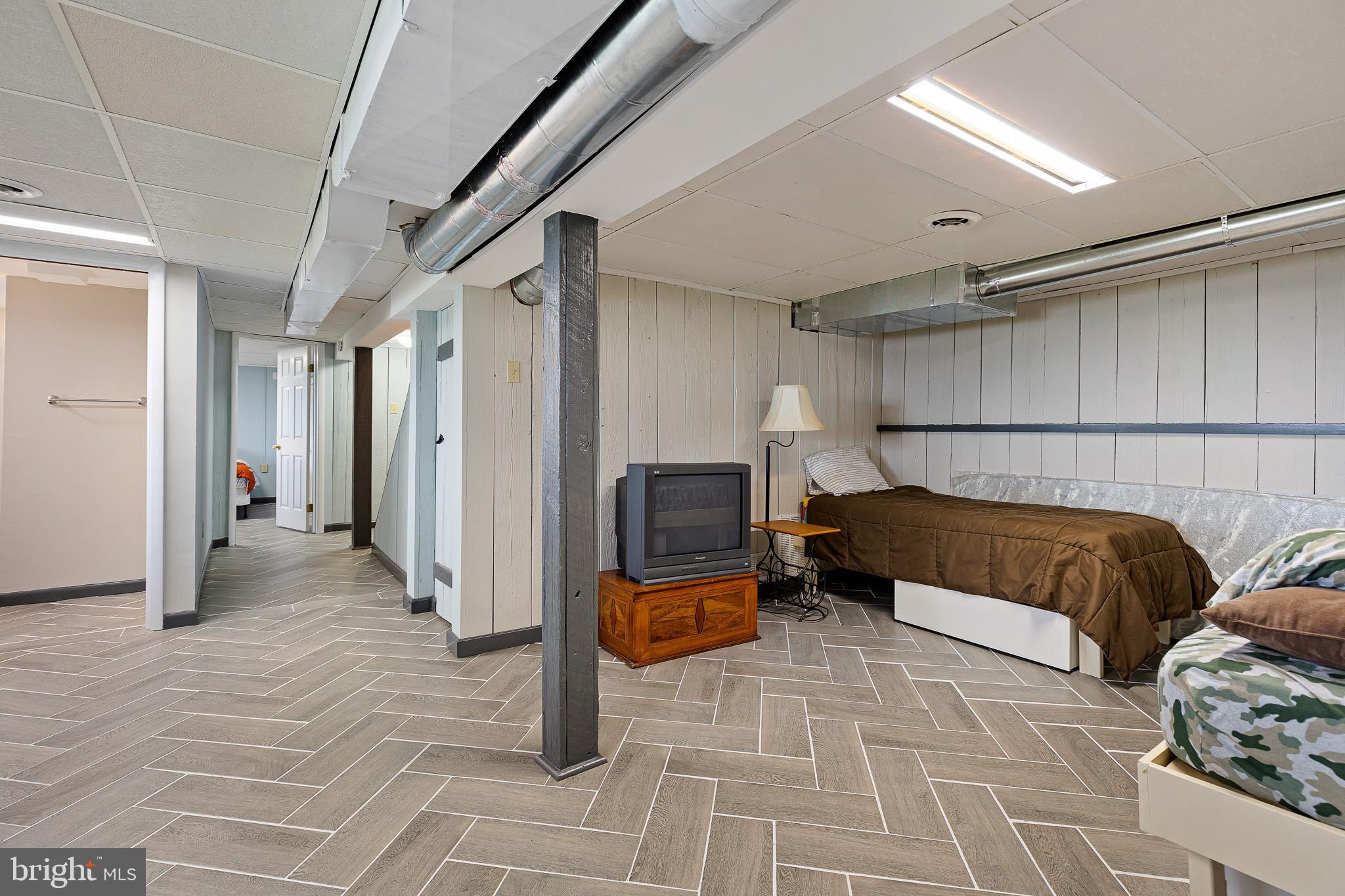 BAY VIEW ESTATES - Residential