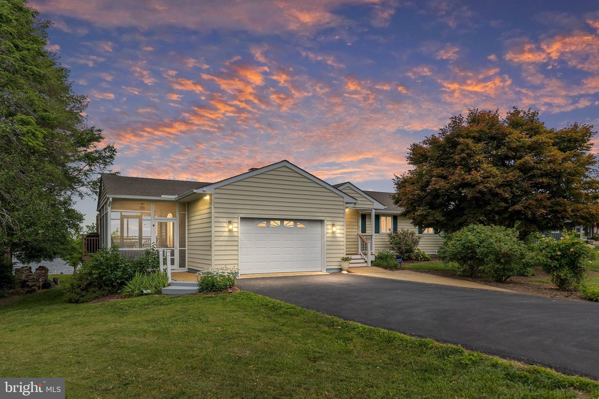 BAY VIEW ESTATES - Residential