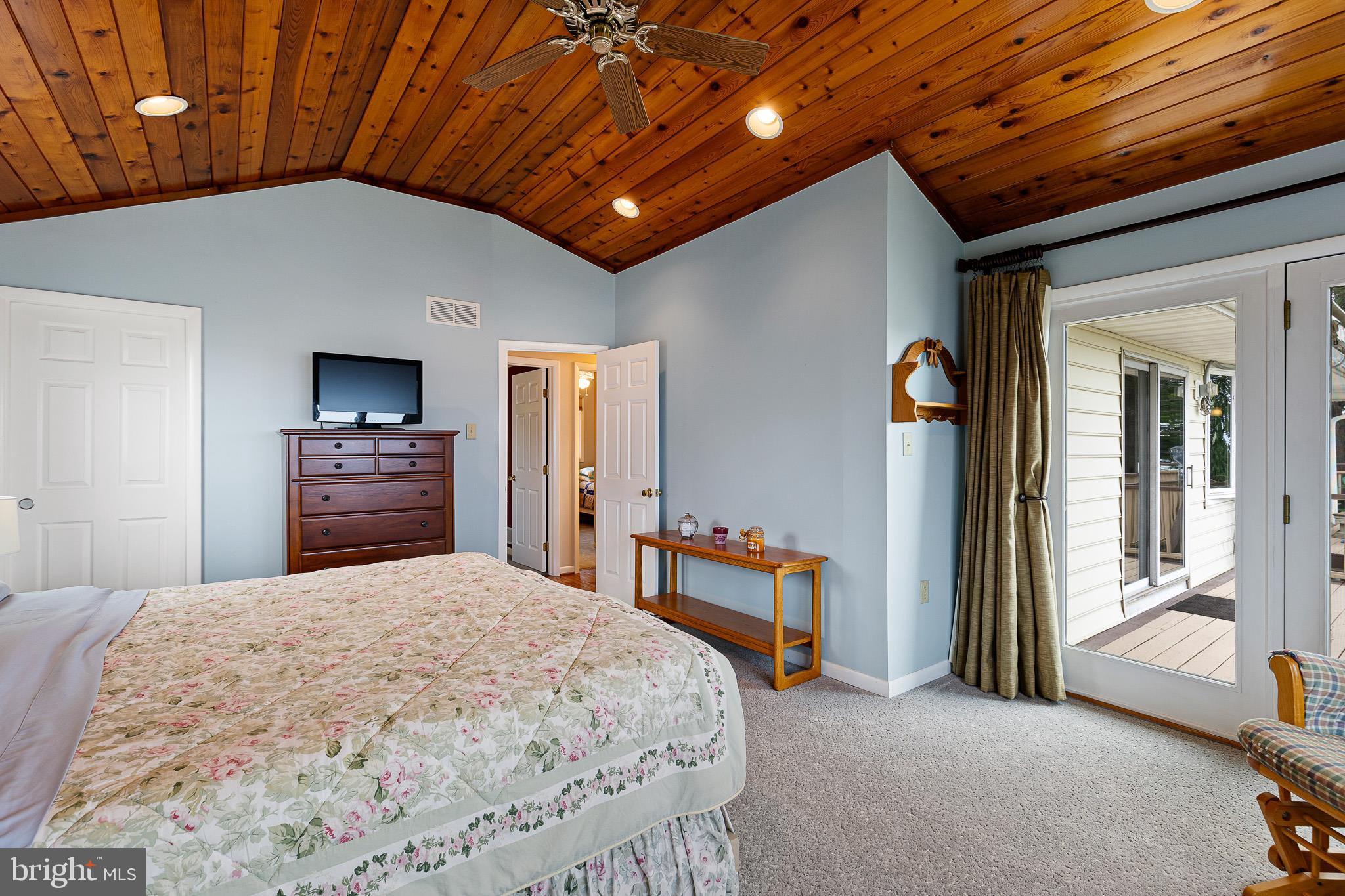 BAY VIEW ESTATES - Residential