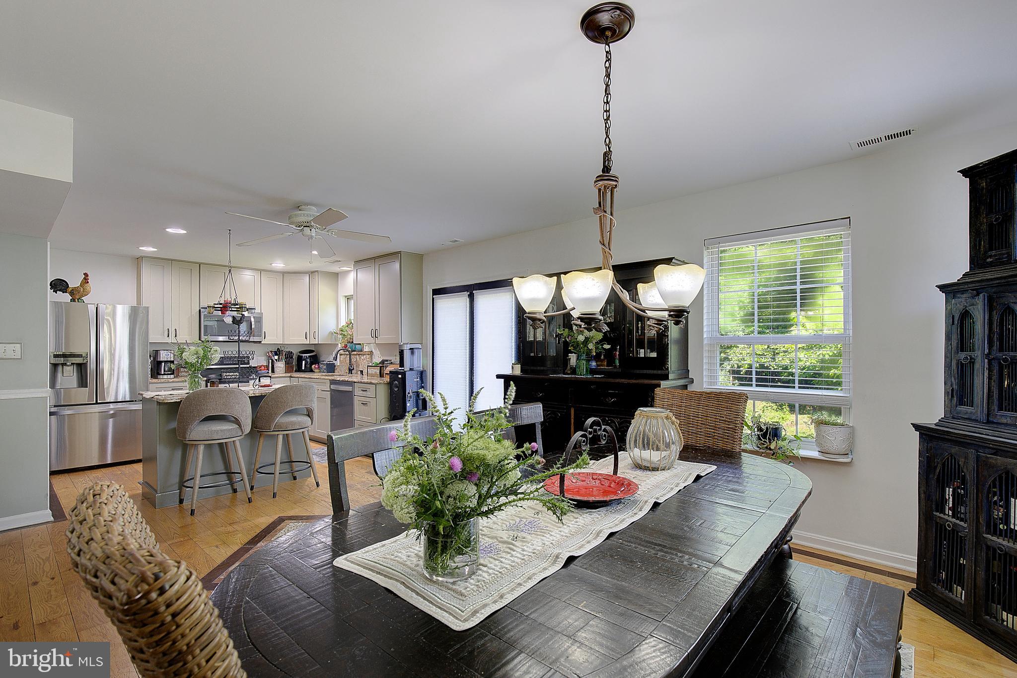 AVALON SHORES - Residential