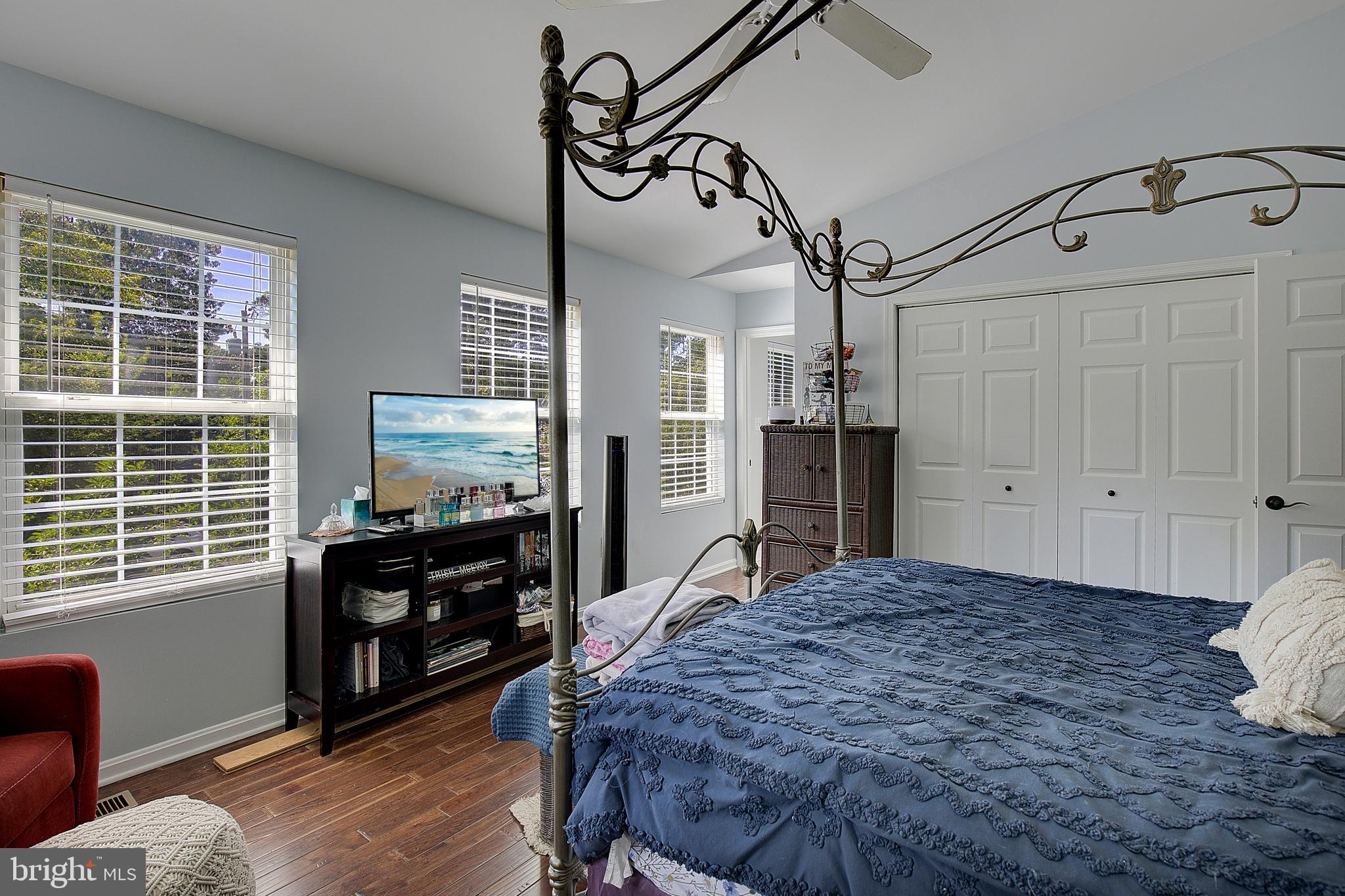 AVALON SHORES - Residential