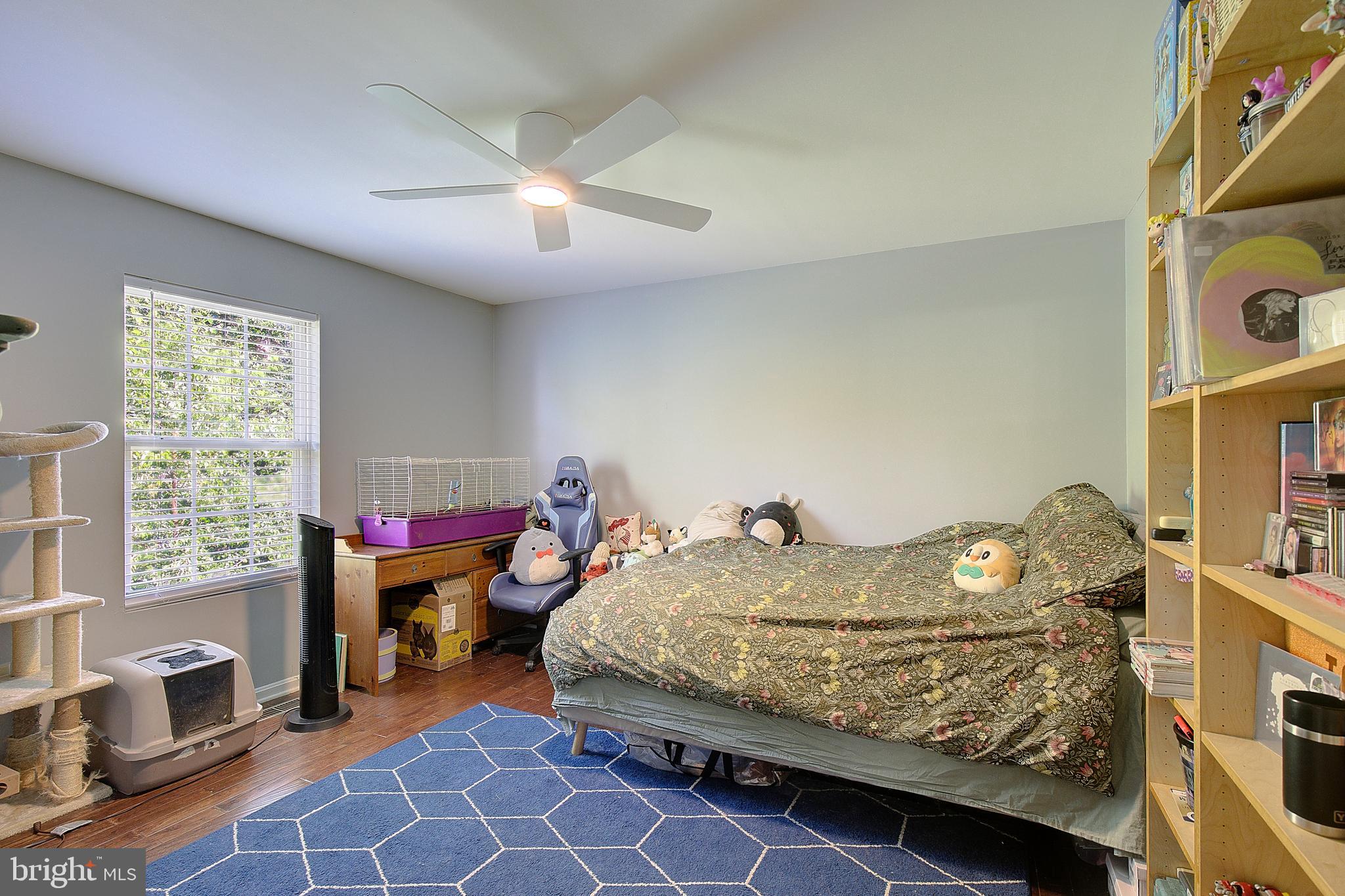 AVALON SHORES - Residential