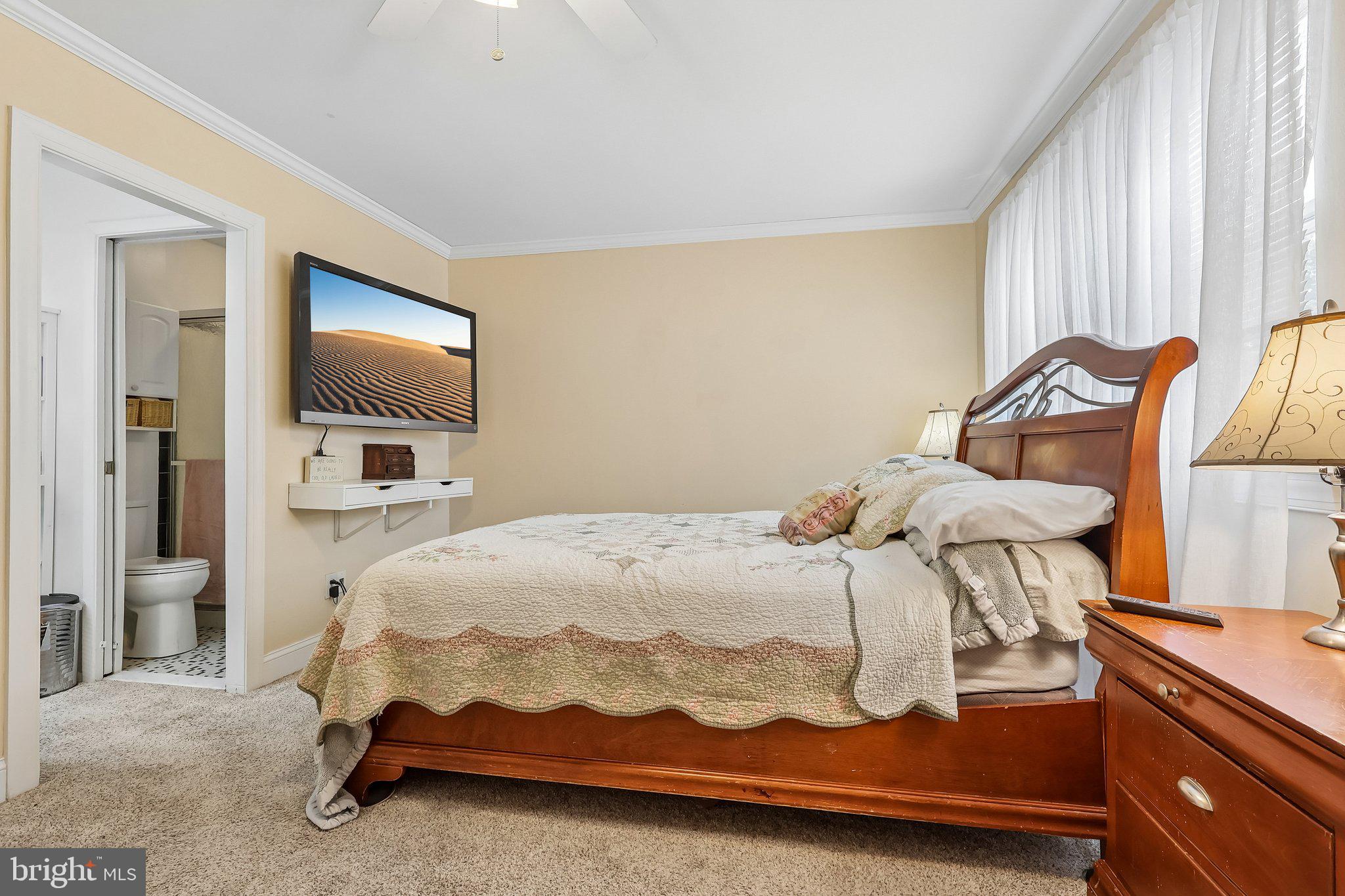 HUNTERS RUN - Residential