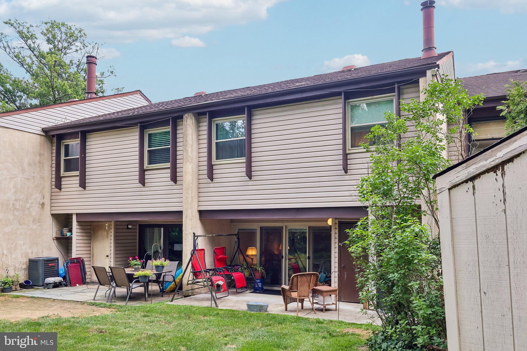 HUNTERS RUN - Residential