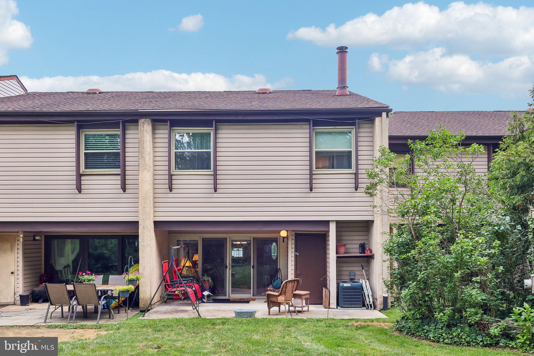 HUNTERS RUN - Residential
