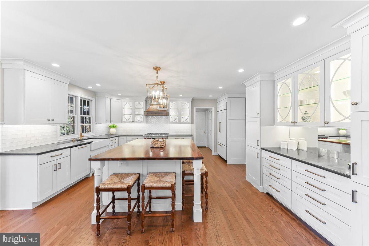 SUNWOOD FARM - Residential