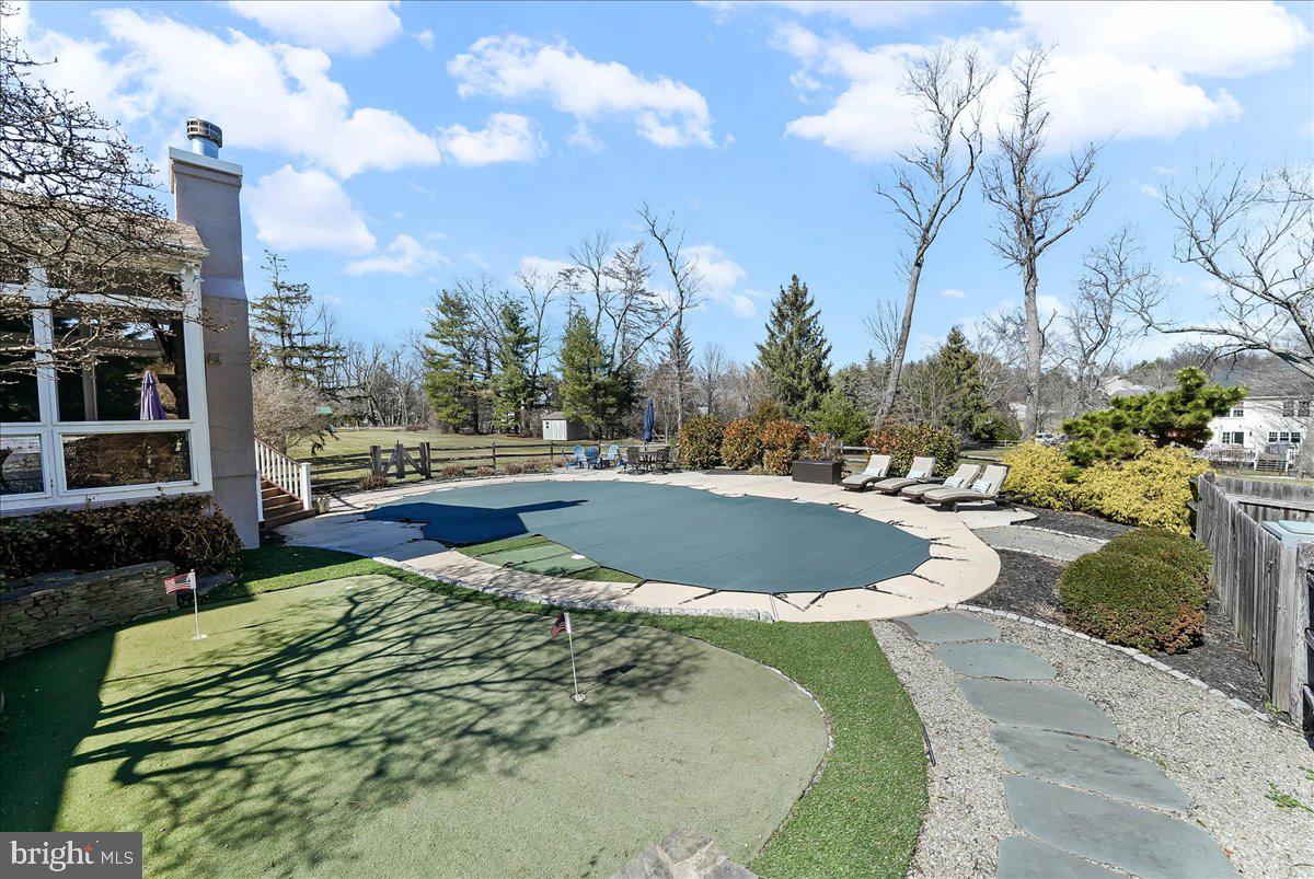 SUNWOOD FARM - Residential