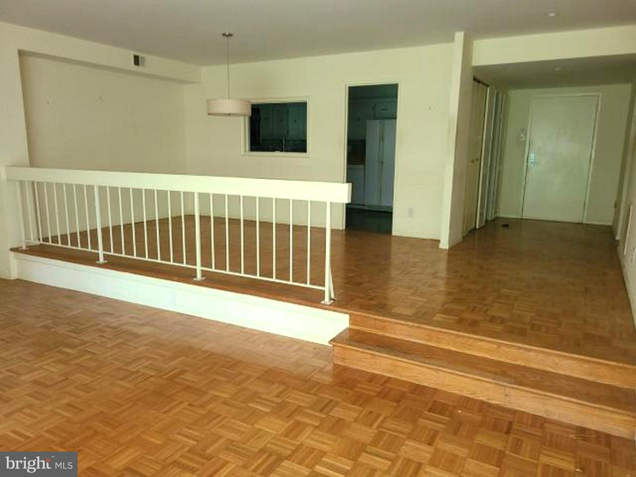 SUMNER VILLAGE - Residential