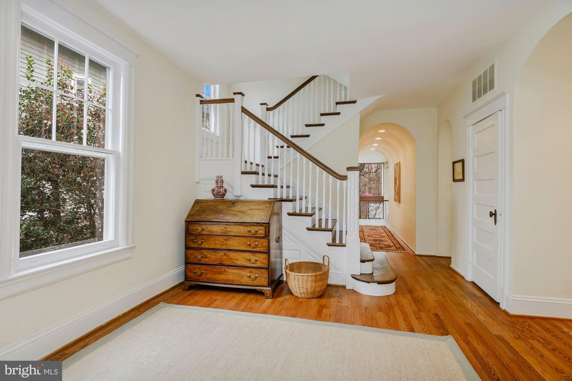CLEVELAND PARK - Residential