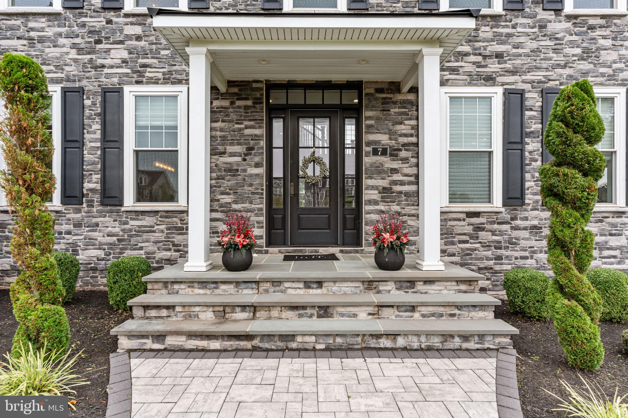 JERICHO ESTATES - Residential