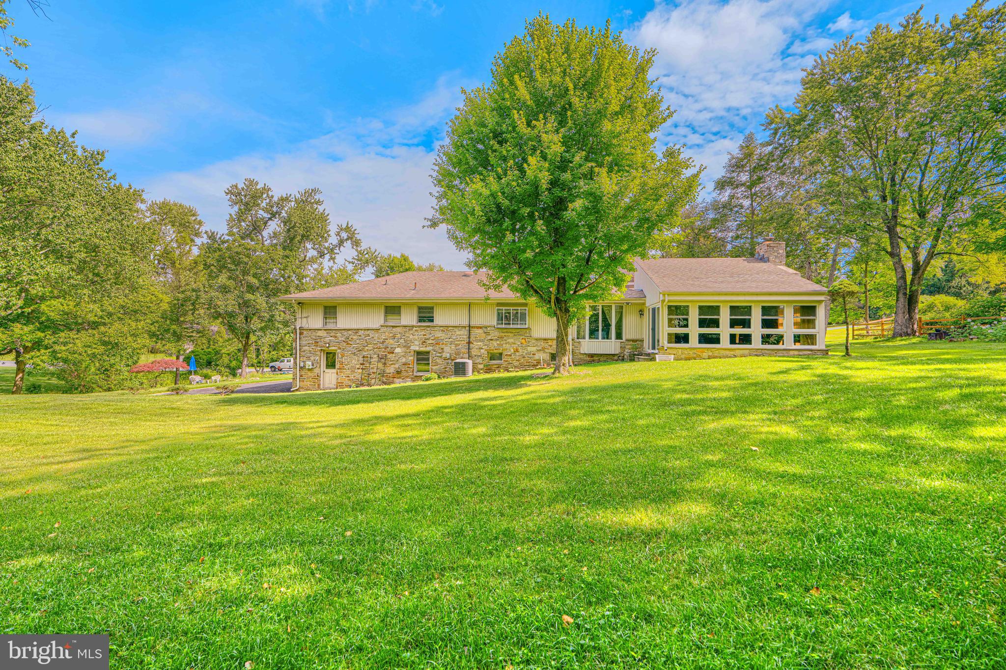 HAMPTON - Residential