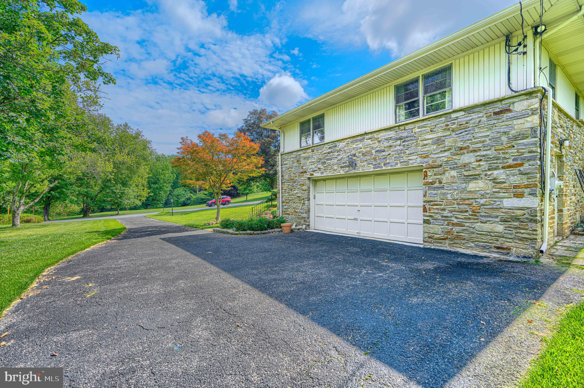 HAMPTON - Residential