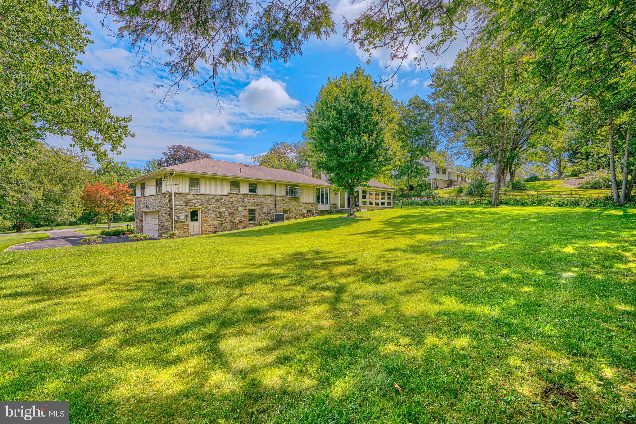 HAMPTON - Residential