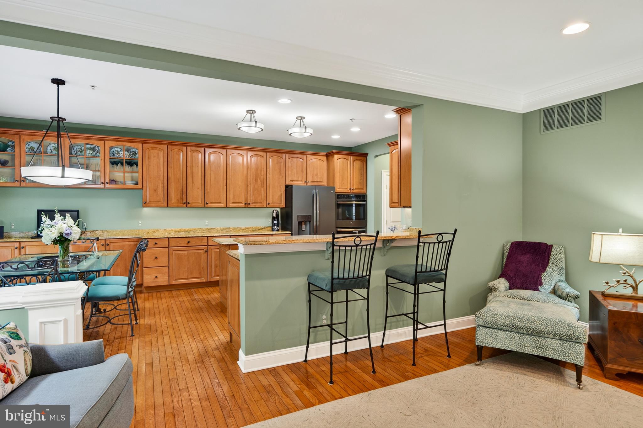 SPRINGTON POINTE WOODS - Residential