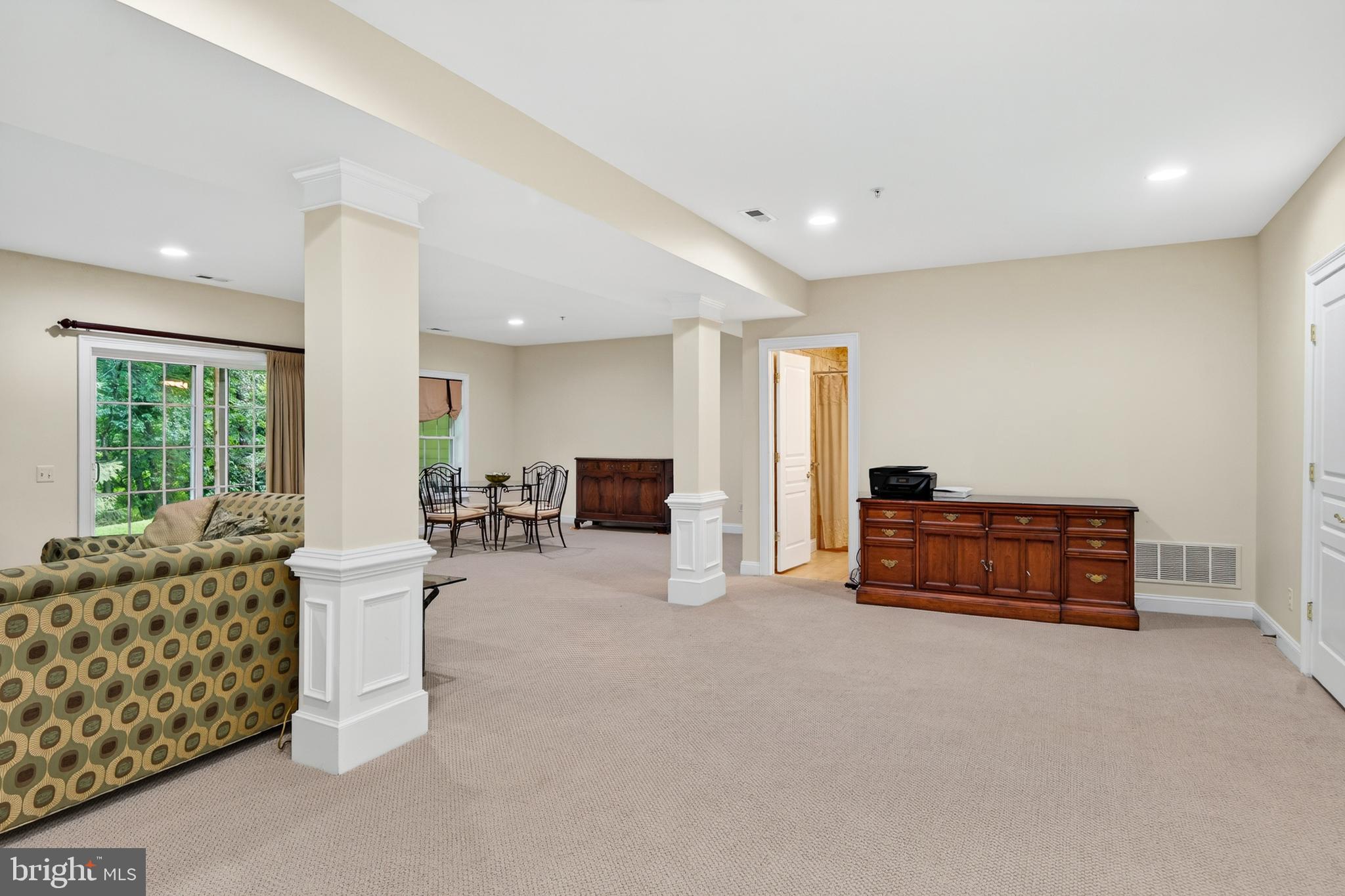 SPRINGTON POINTE WOODS - Residential