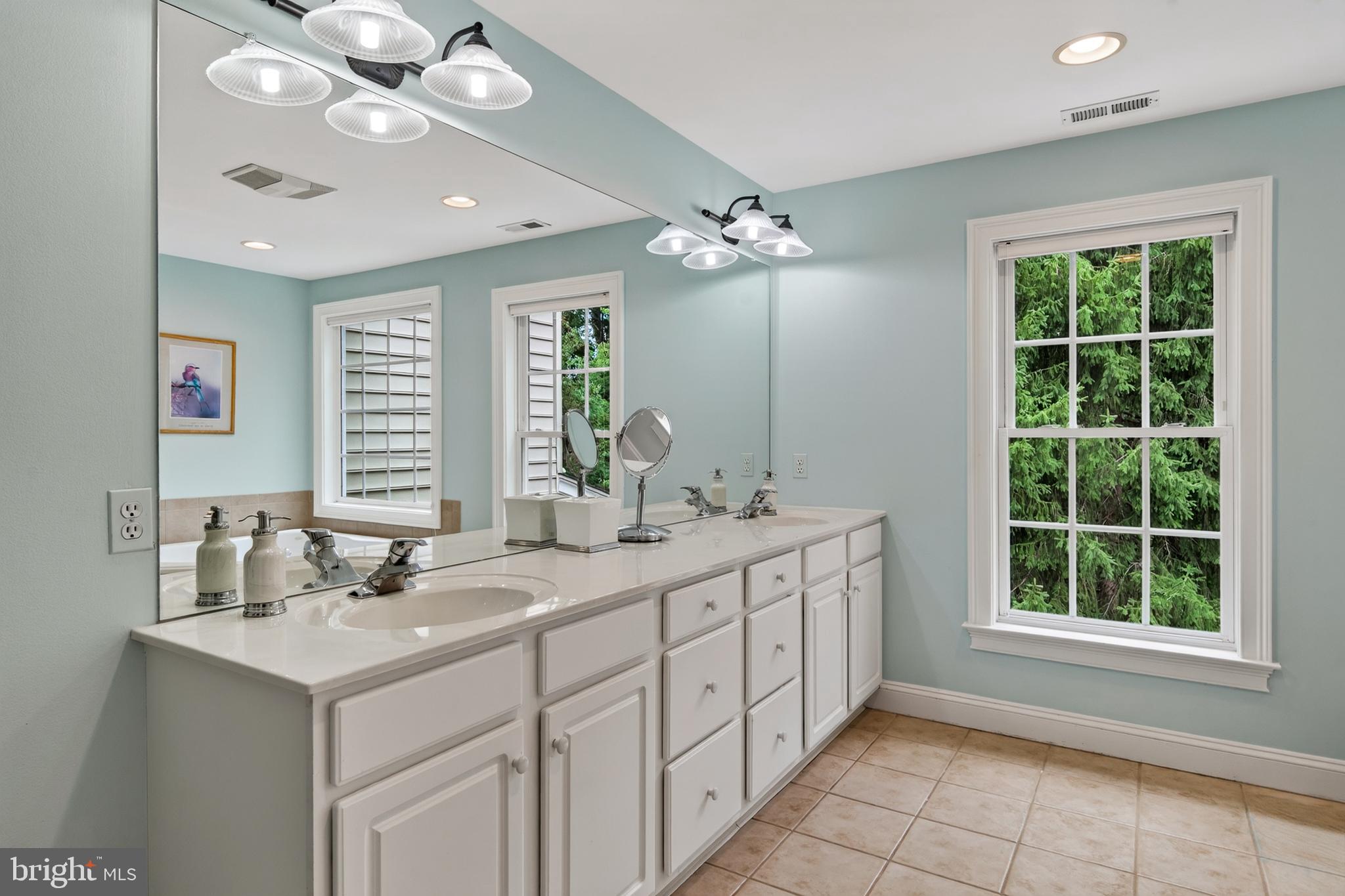 SPRINGTON POINTE WOODS - Residential