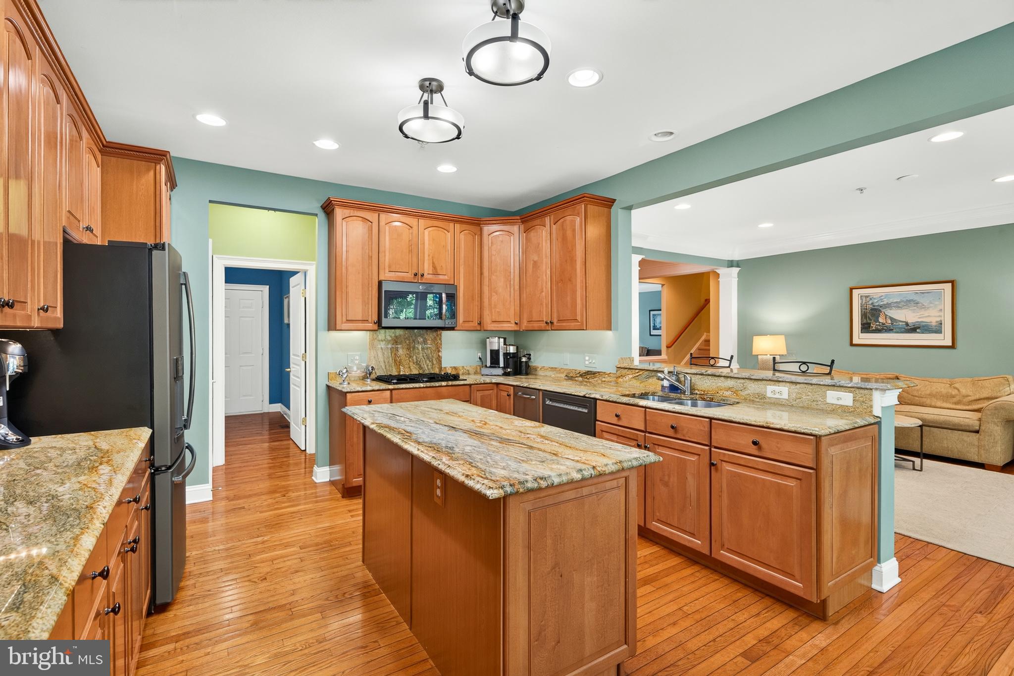 SPRINGTON POINTE WOODS - Residential