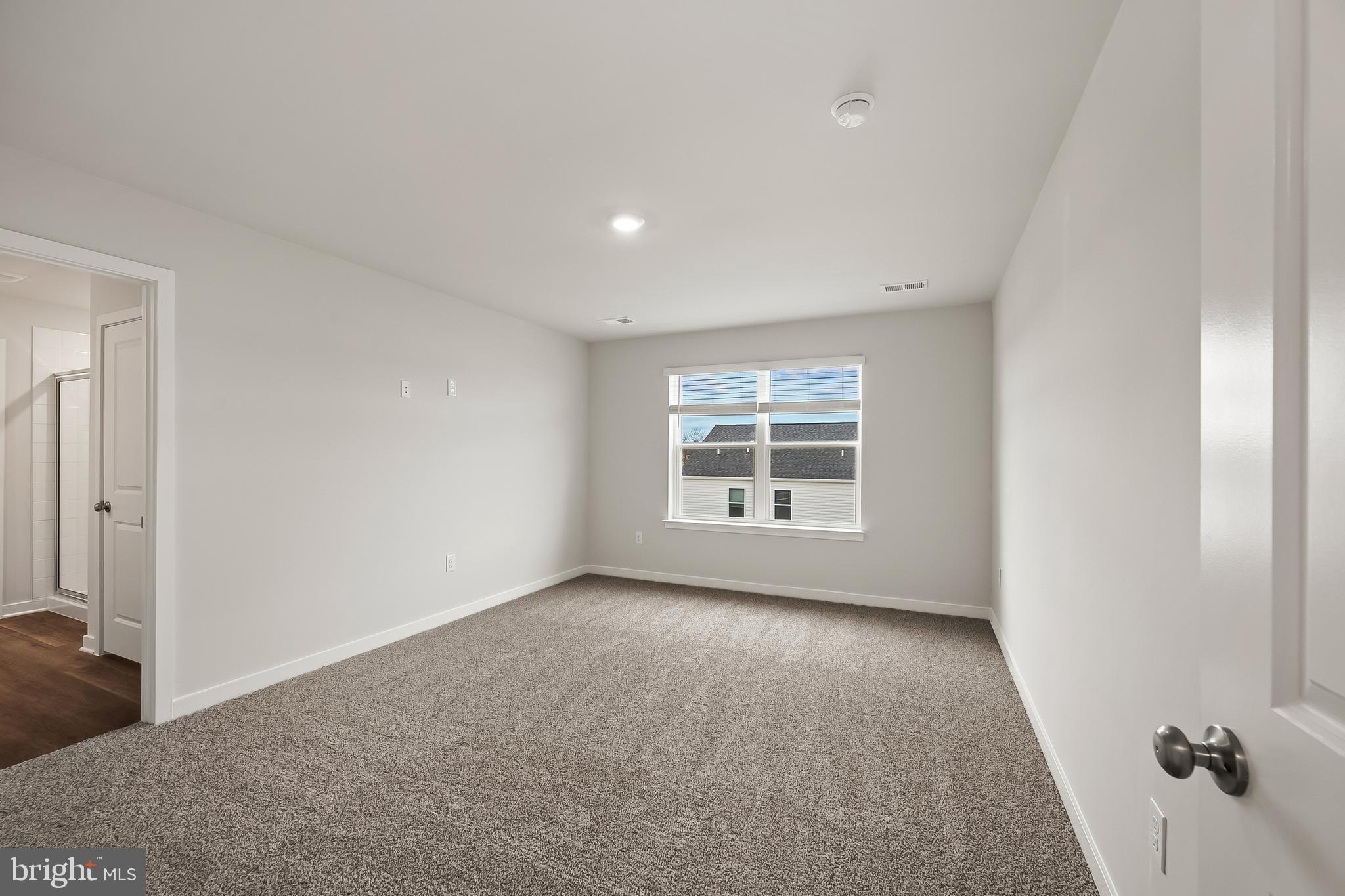 RIVERPOINTE - Residential