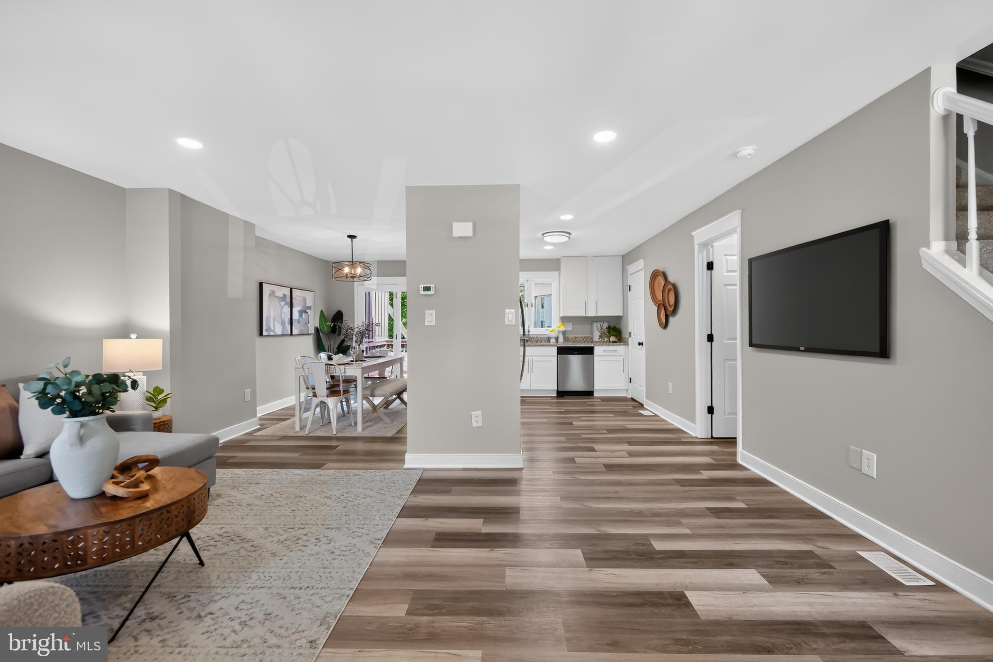 KENLY SQUARE - Residential