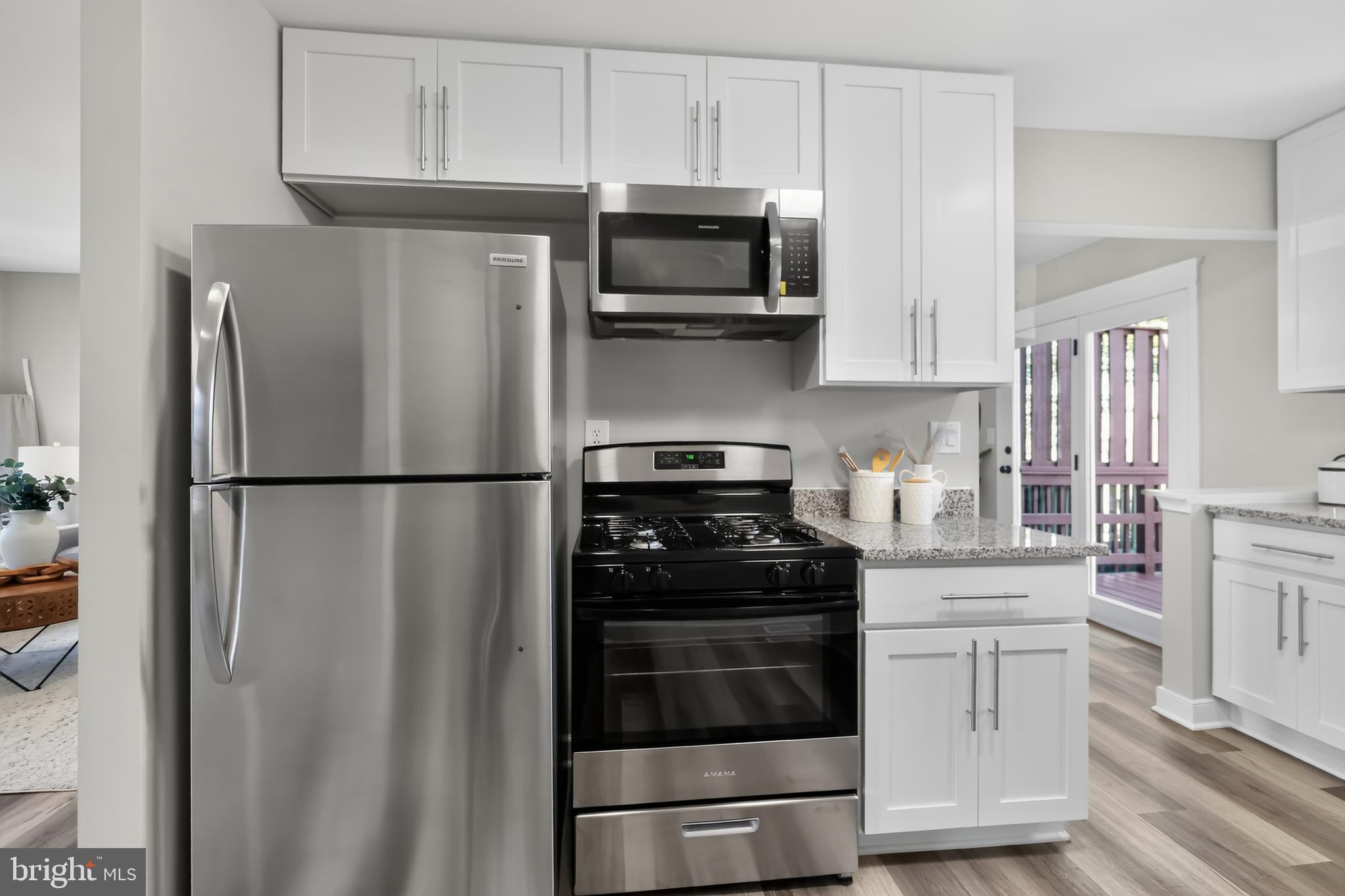 KENLY SQUARE - Residential