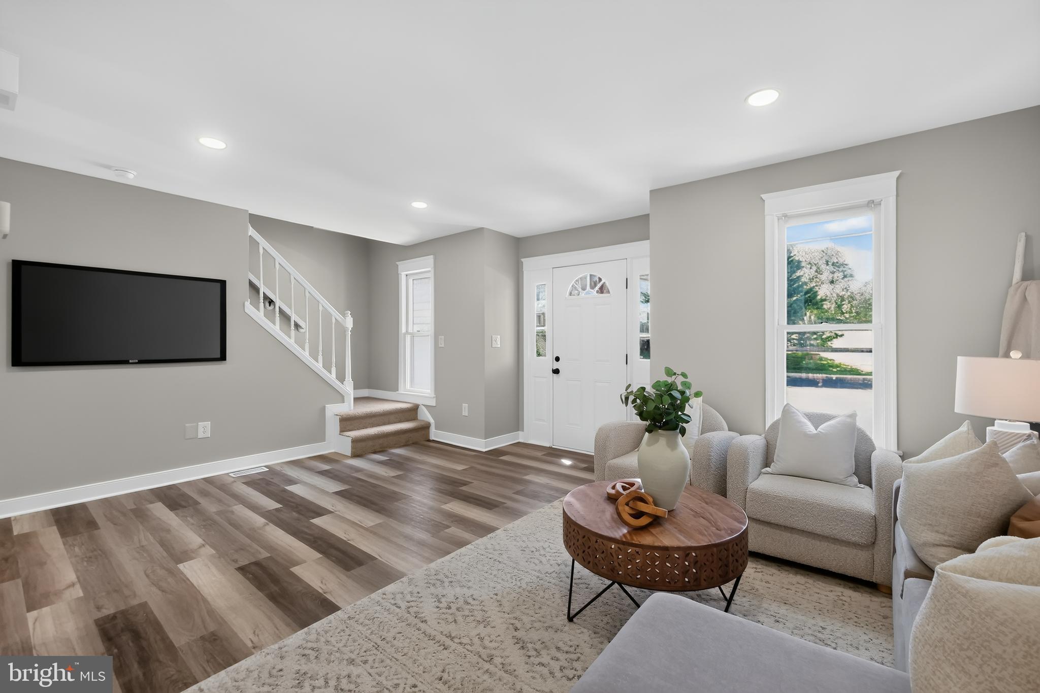 KENLY SQUARE - Residential
