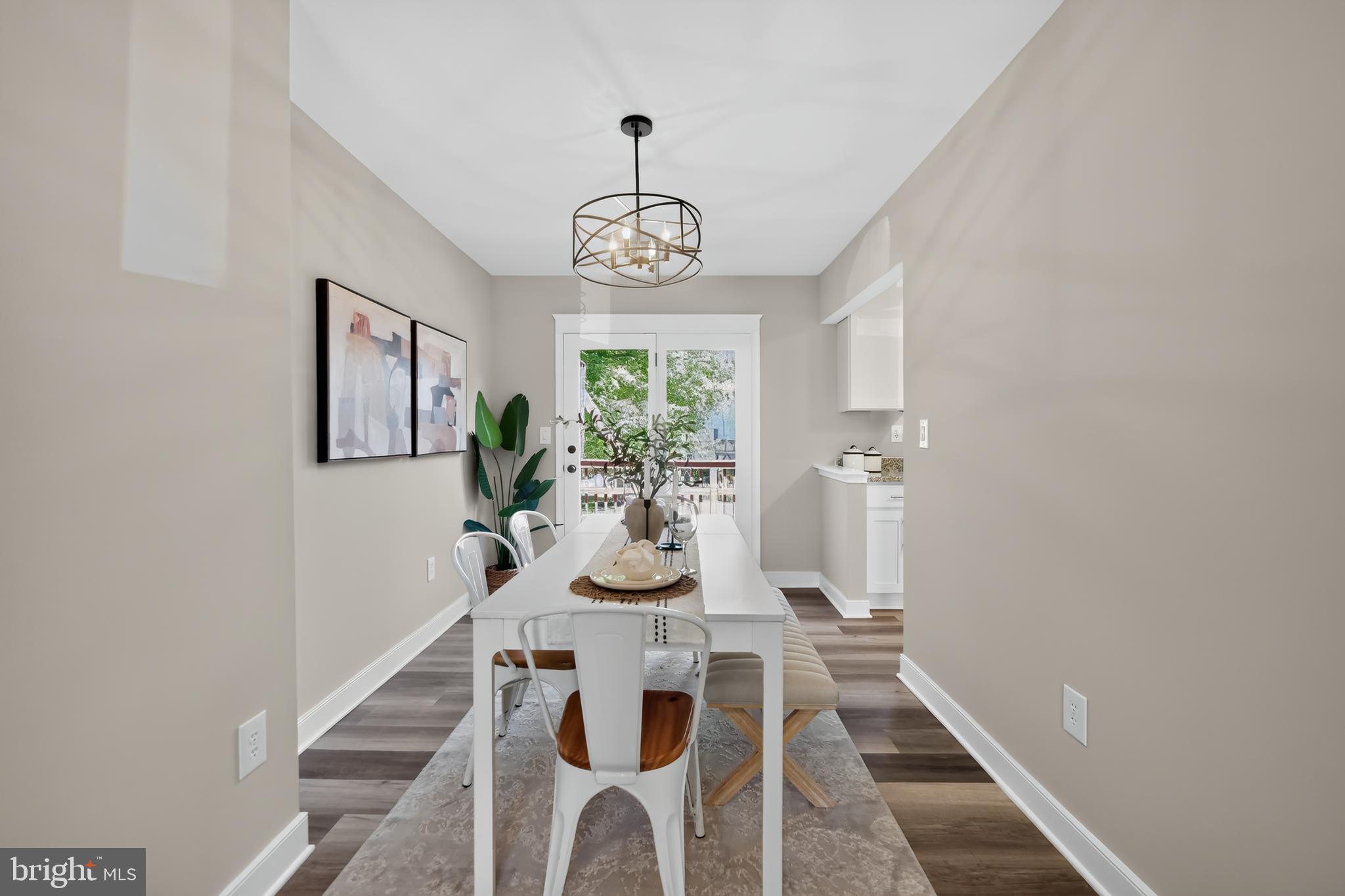 KENLY SQUARE - Residential