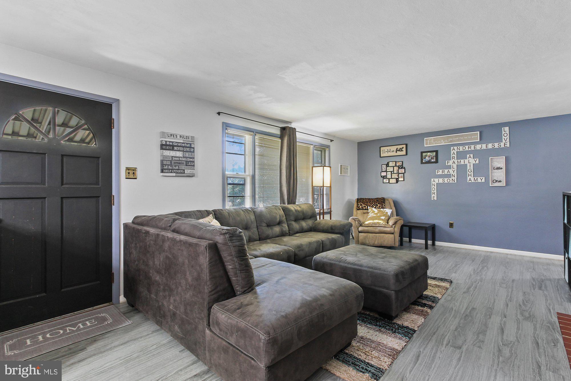 NORTH YORK BORO - Residential