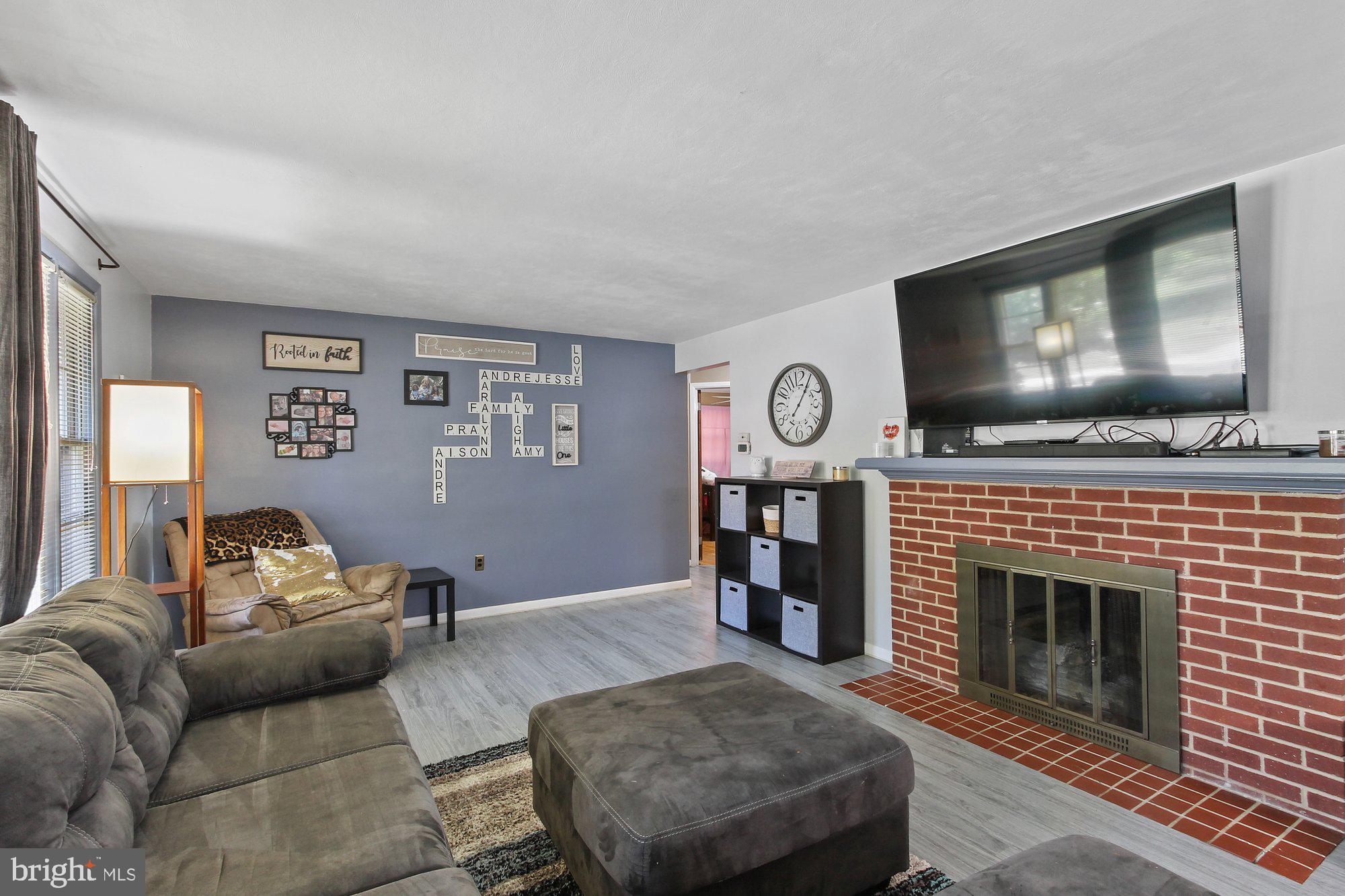 NORTH YORK BORO - Residential