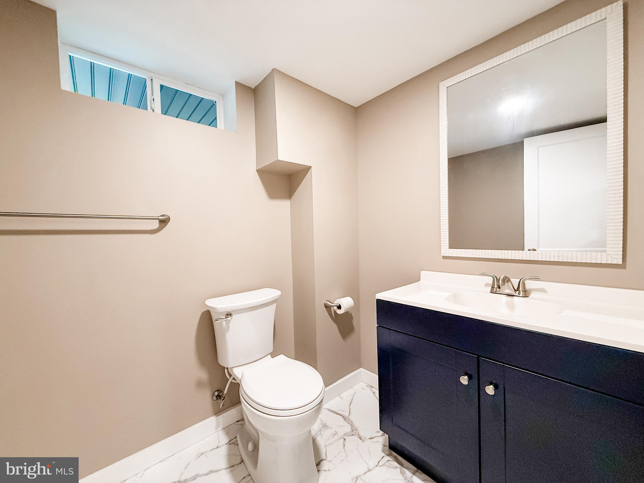 WEST SIDE - Residential