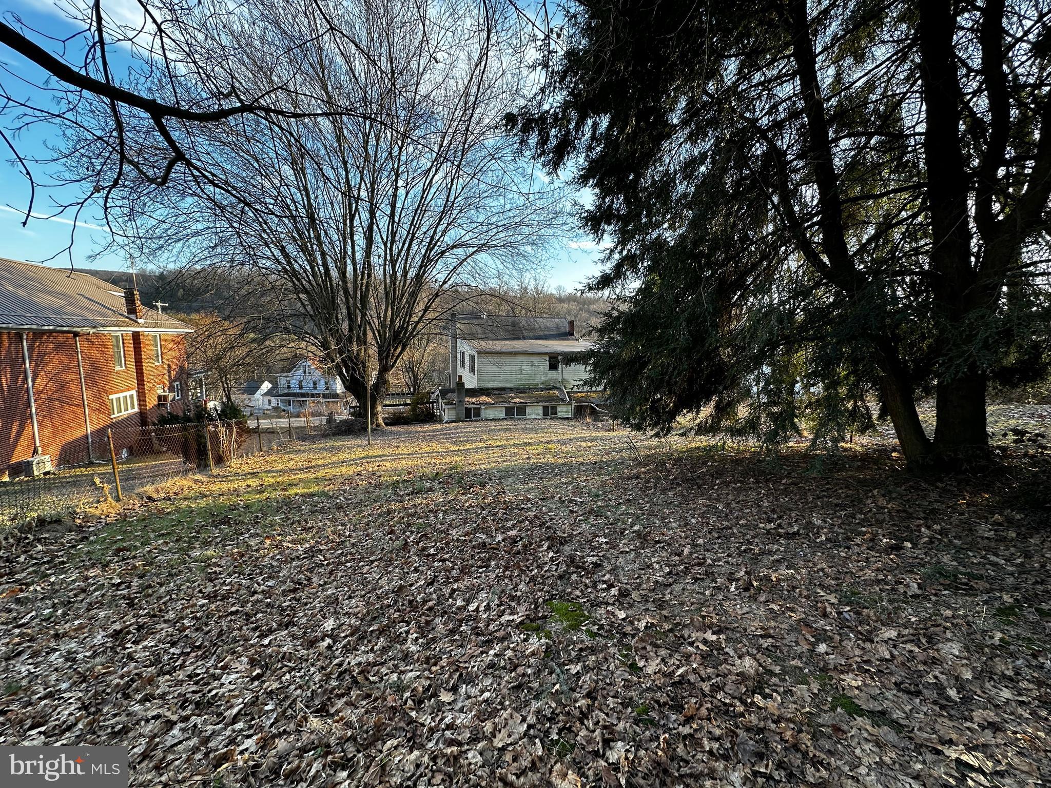 CUMBOLA - Residential