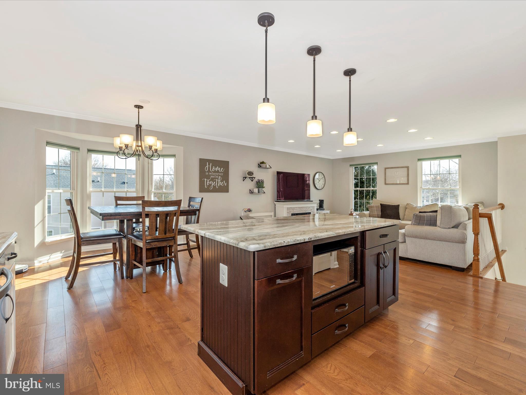 WILLOW BROOK - Residential